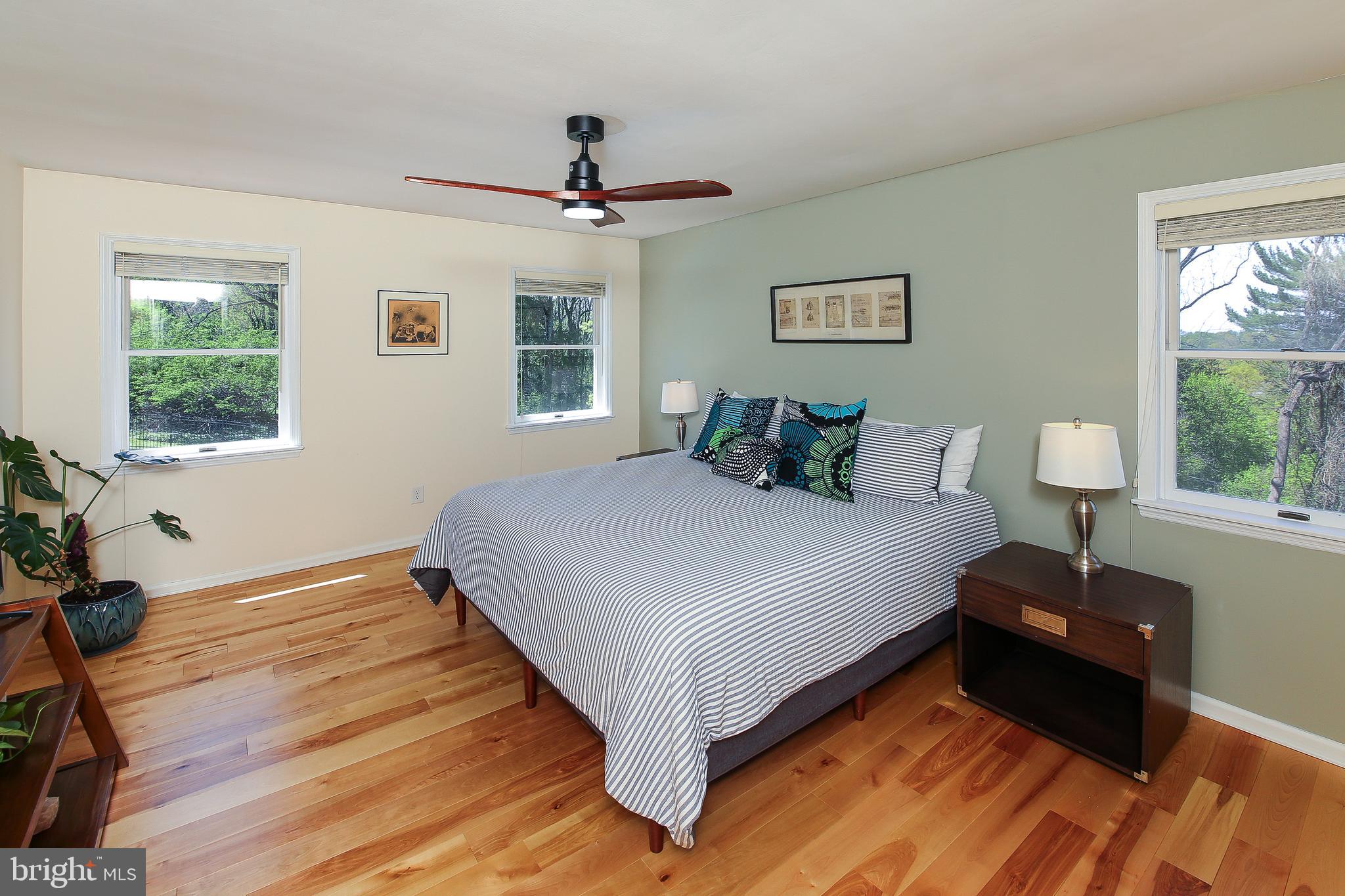 MIQUON - Residential