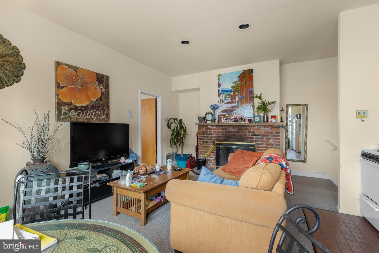 FRANCISVILLE - Residential Lease