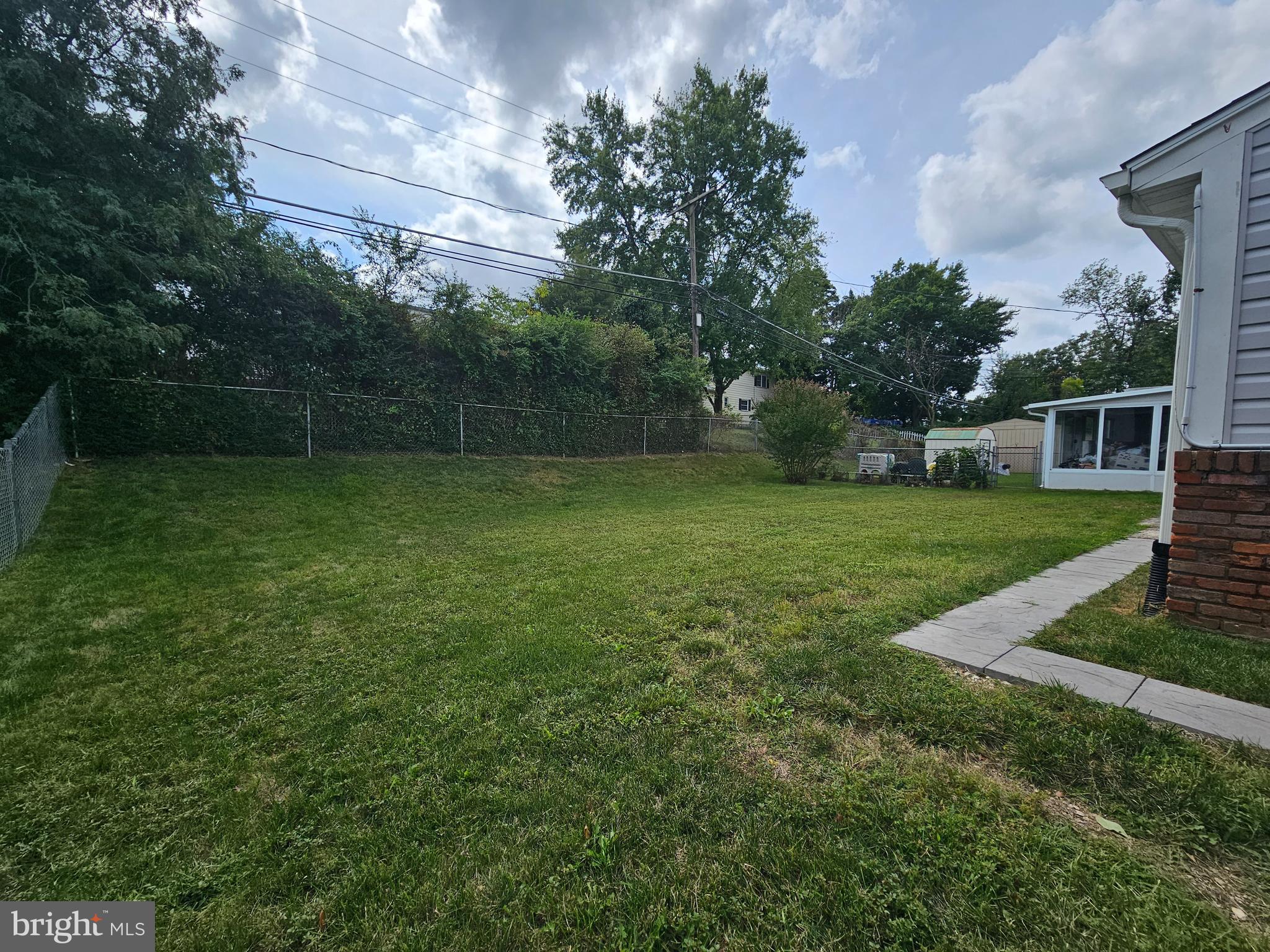 CHADWICK MANOR - Residential