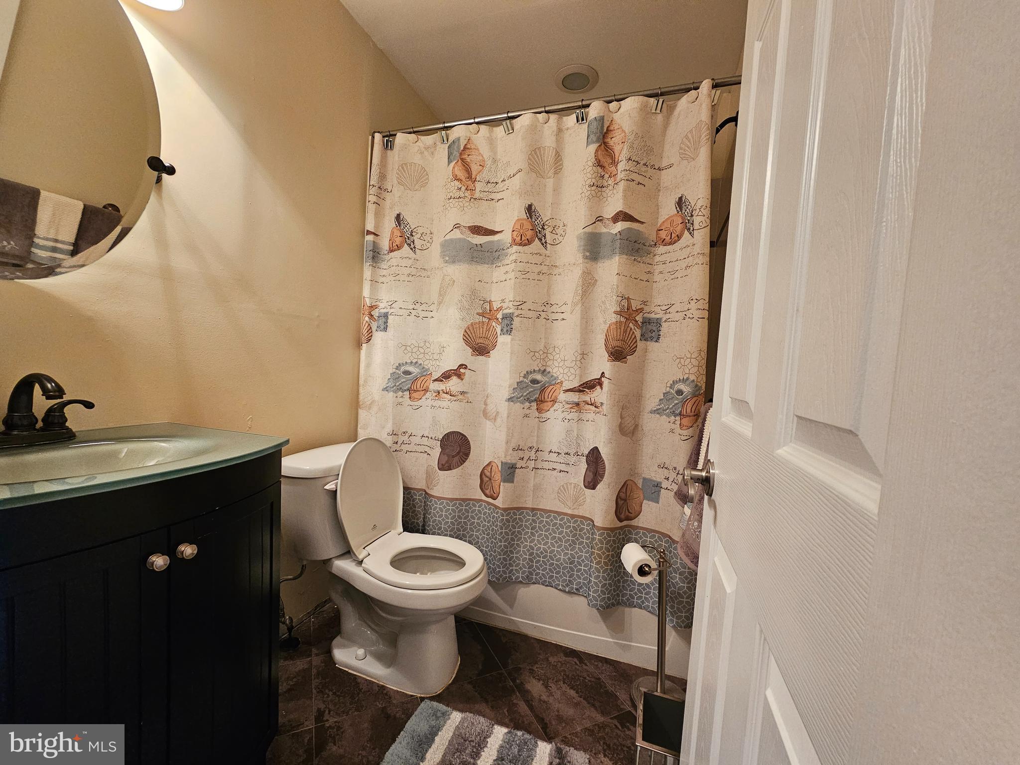 CHADWICK MANOR - Residential