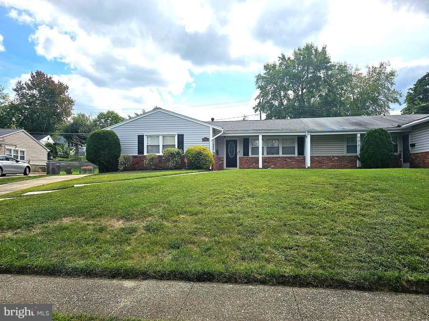 Welcome home to 1915 Calais Ct.  This charming 3 bedroom 2 full bath home offers single floor living at its finest.  As you enter the home you are greeted with an open floorplan offering plenty of space in the living room, dining room, as well as kitchen.  Through out the main area you will find laminate flooring and in the bedrooms you will find wall to wall carpet as well as ceiling fans.   The fenced in rear yard offers plenty of room for entertaining outdoors.  Recent updates include a roof and siding that is only 3 months old, water heater in 2019, and the furnace was replaced around 2010.  Conveniently located near shopping, restaurants, medical offices, and major routes for travel.