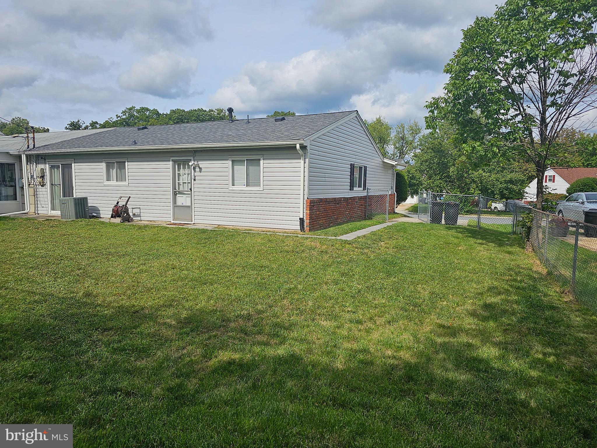 CHADWICK MANOR - Residential