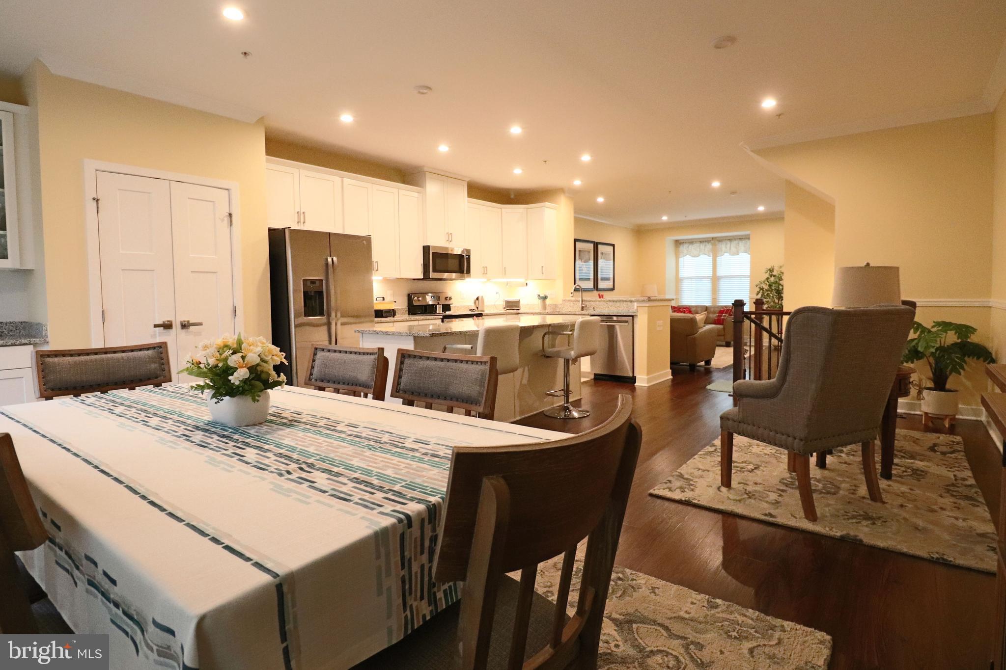 AVONDALE GROVE - Residential