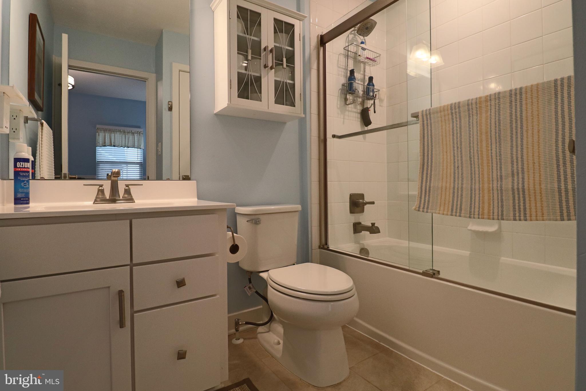 AVONDALE GROVE - Residential