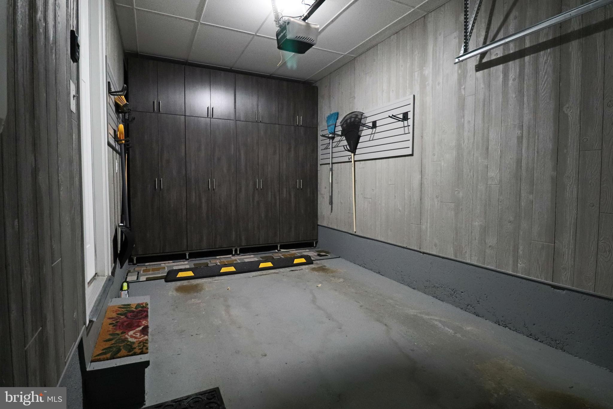 AVONDALE GROVE - Residential