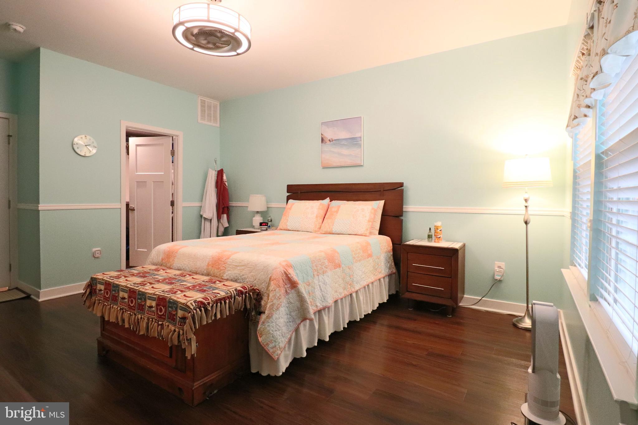 AVONDALE GROVE - Residential