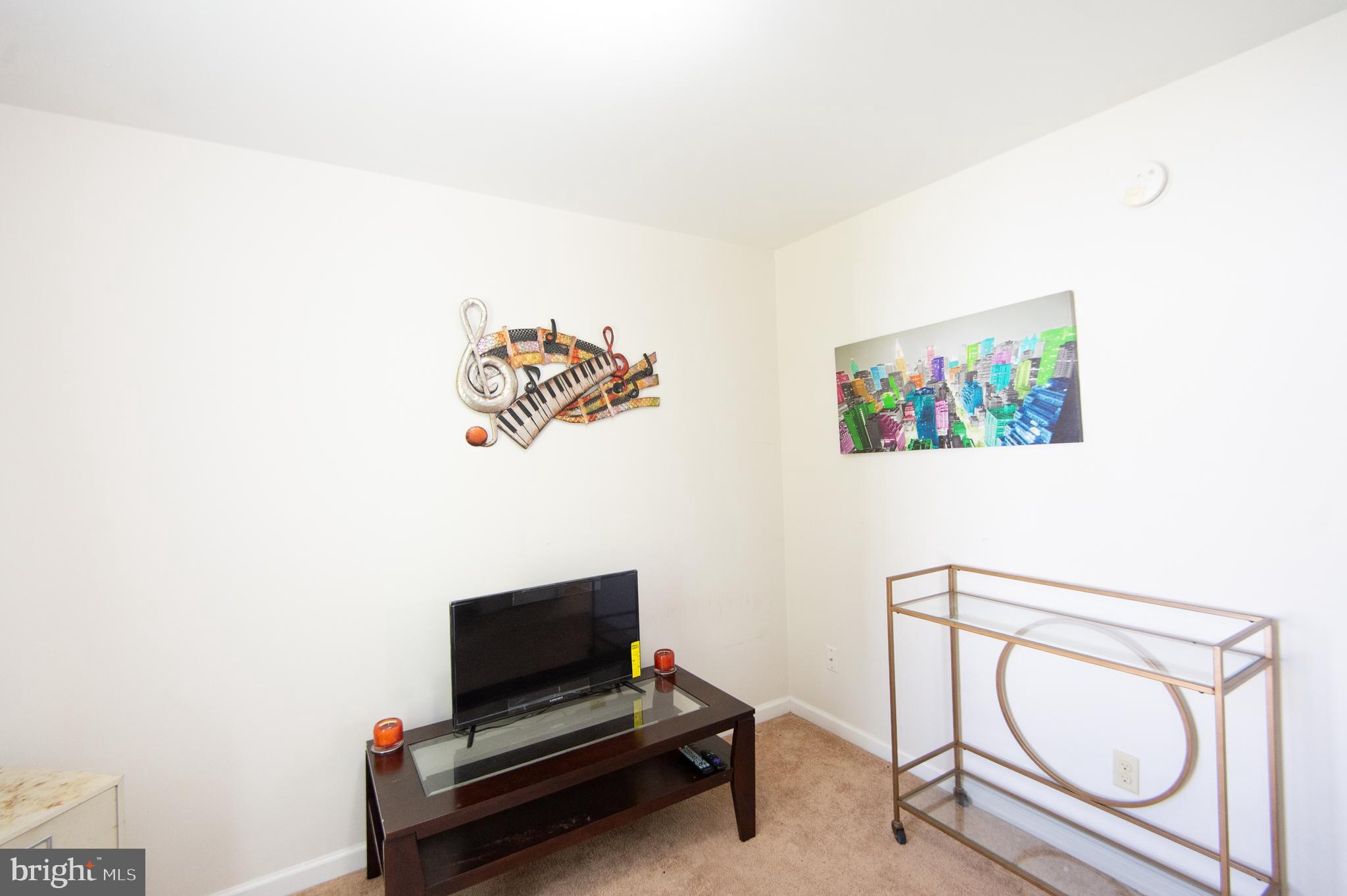 CAMBRIDGE - Residential