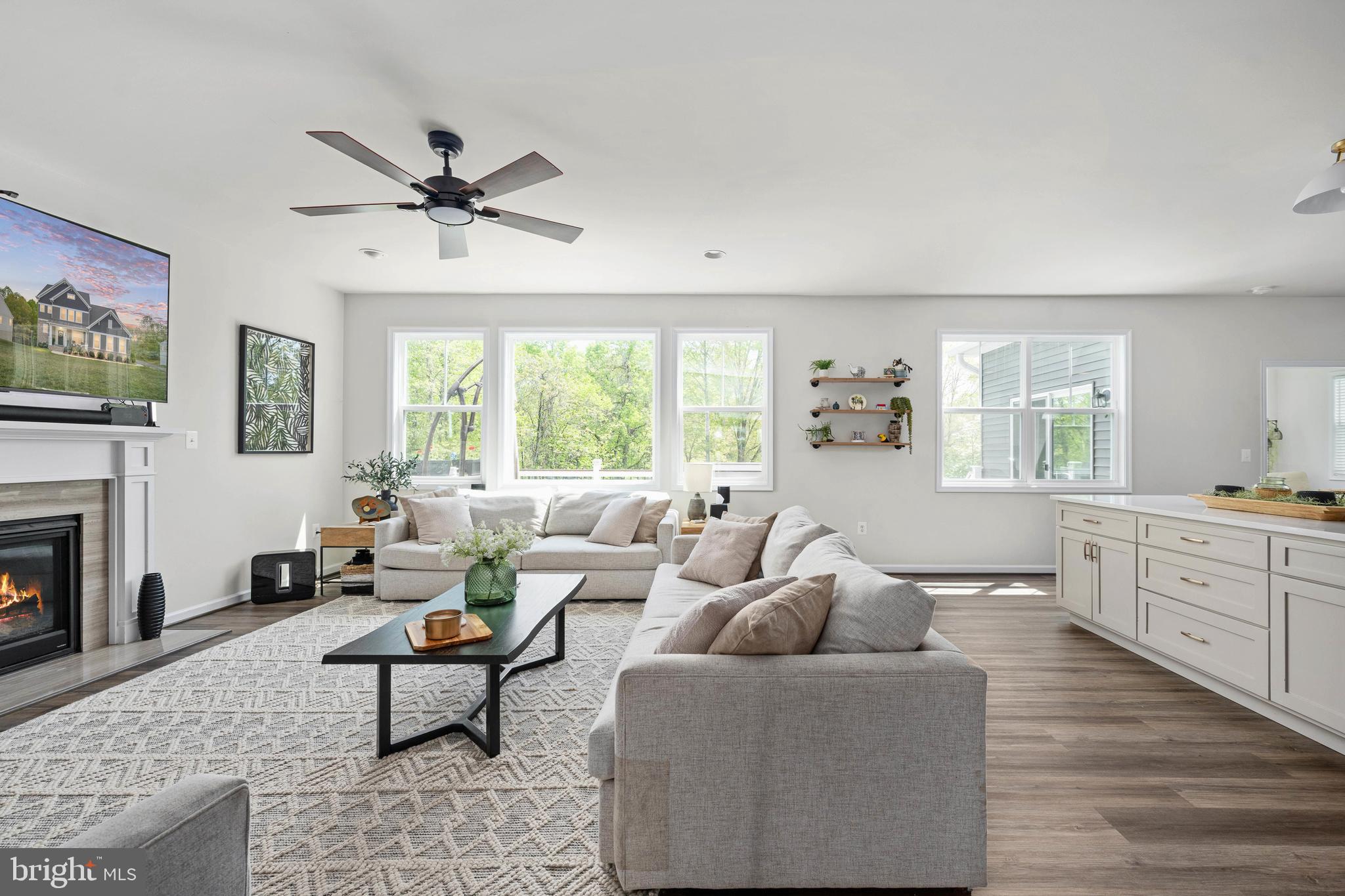 LIBERTY HALL - Residential