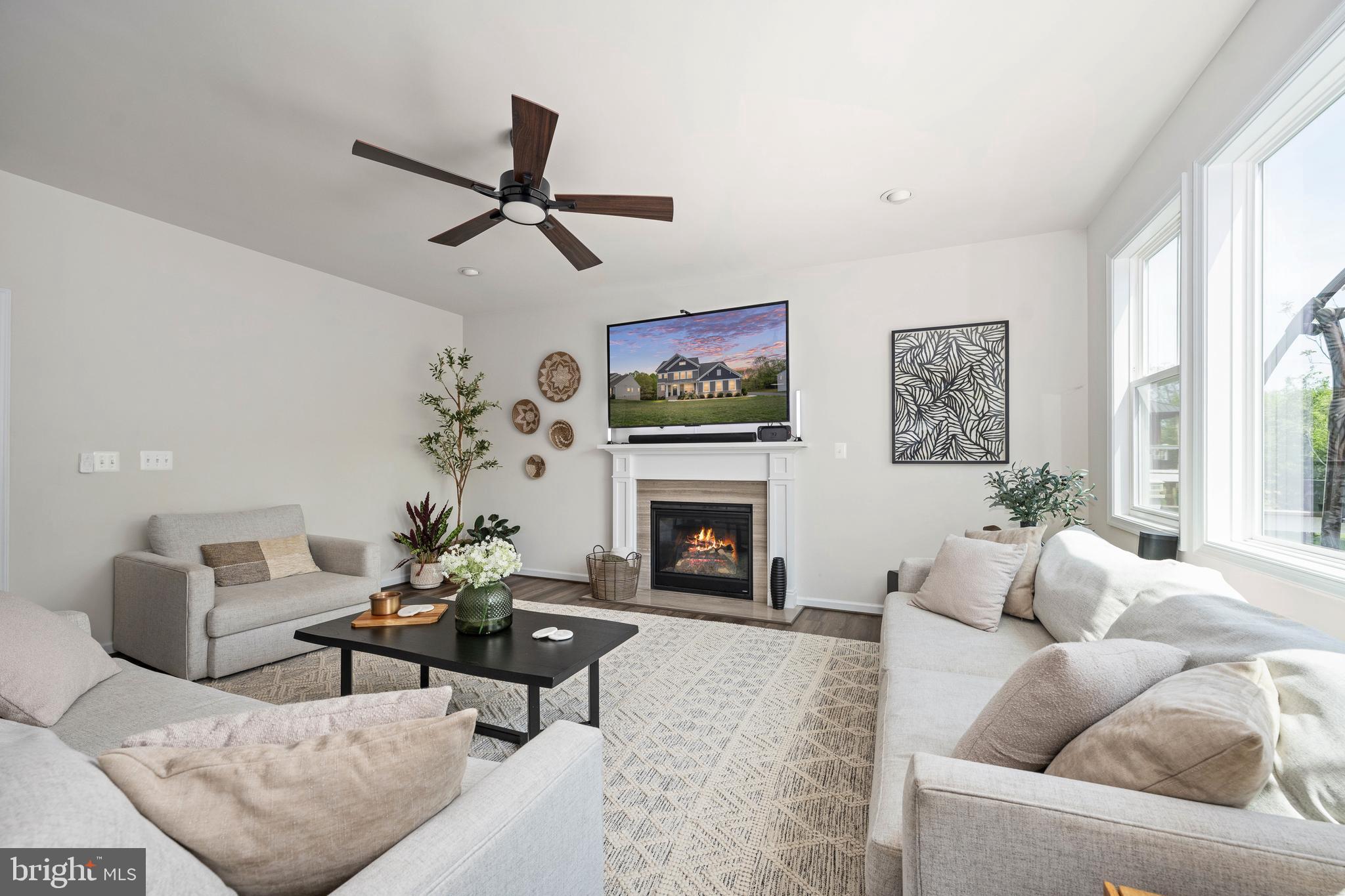 LIBERTY HALL - Residential