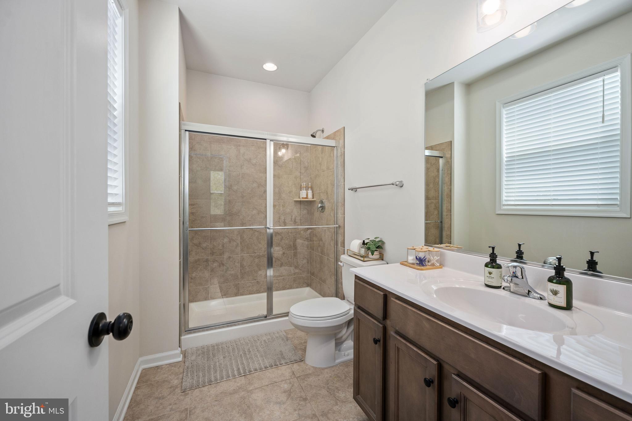 LIBERTY HALL - Residential