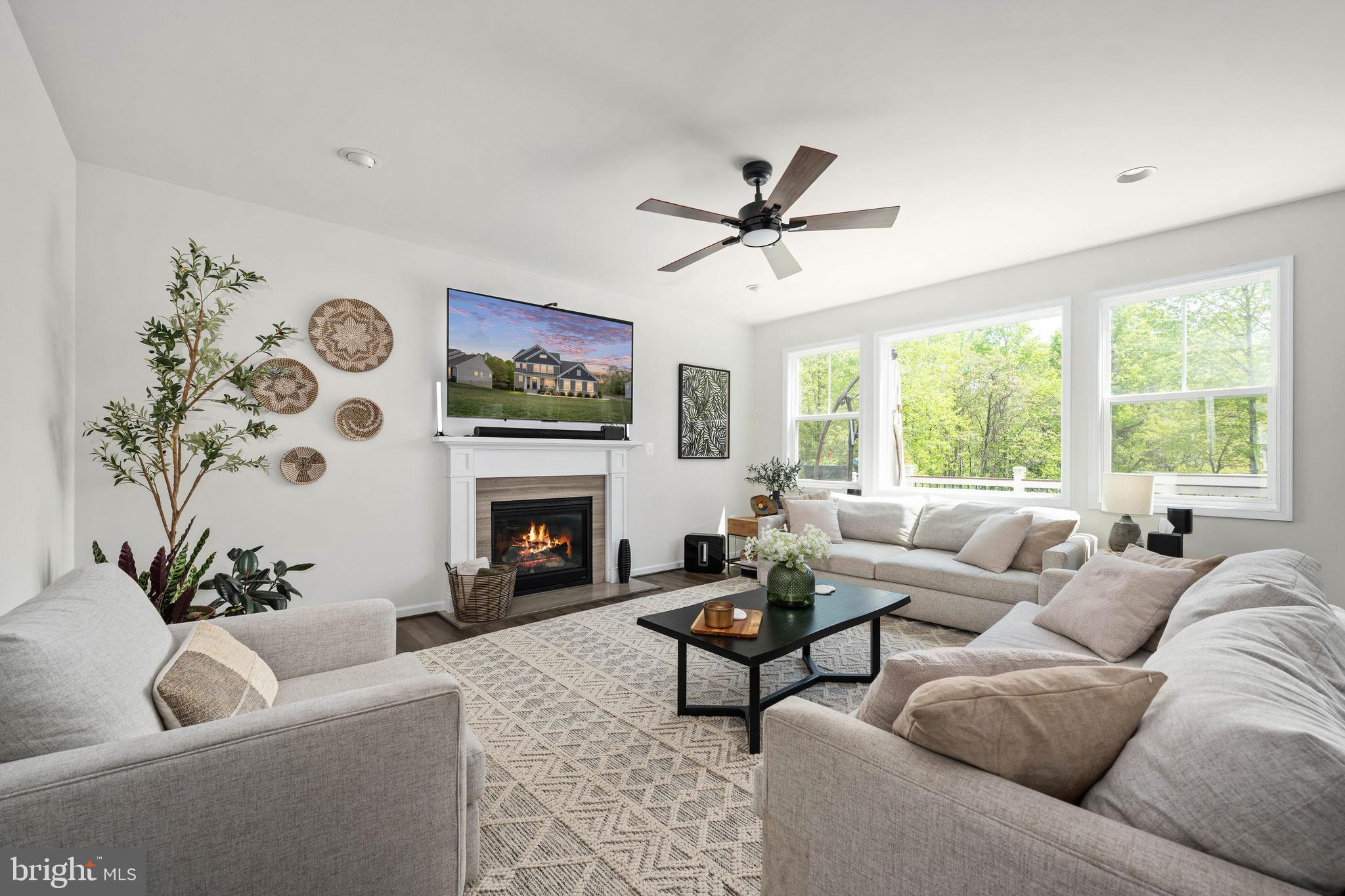 LIBERTY HALL - Residential