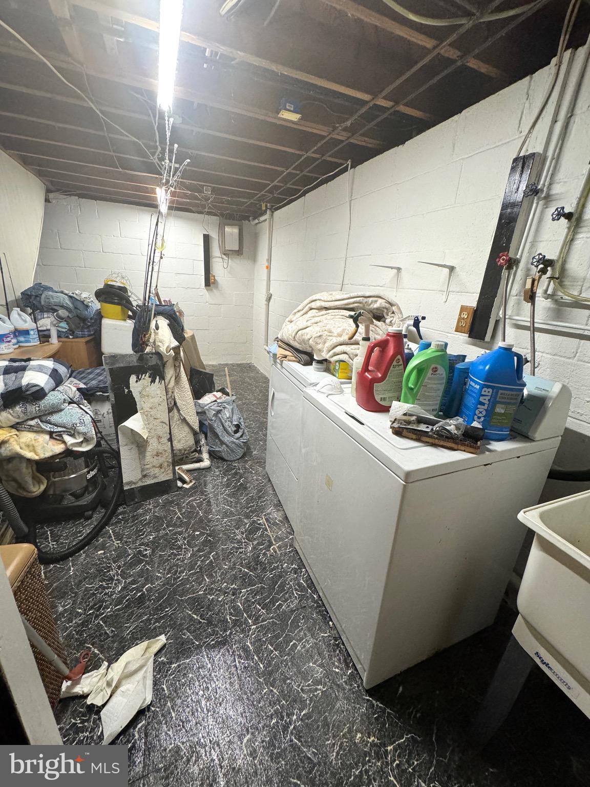 MEADOWBROOK - Residential