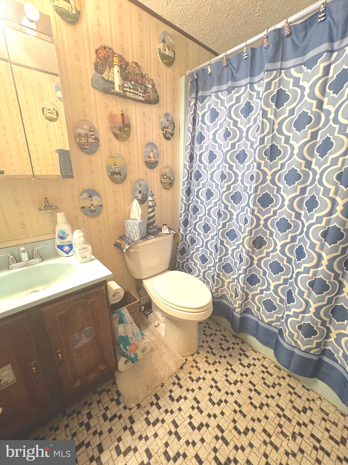 MEADOWBROOK - Residential