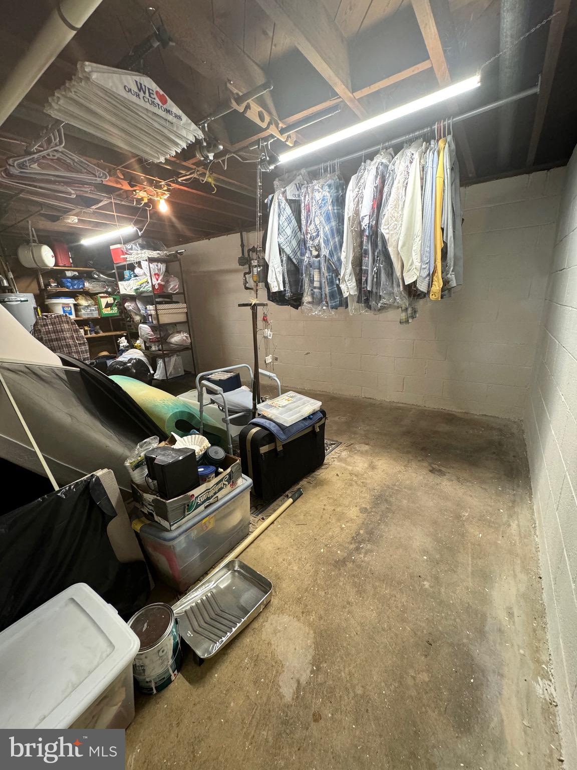 MEADOWBROOK - Residential