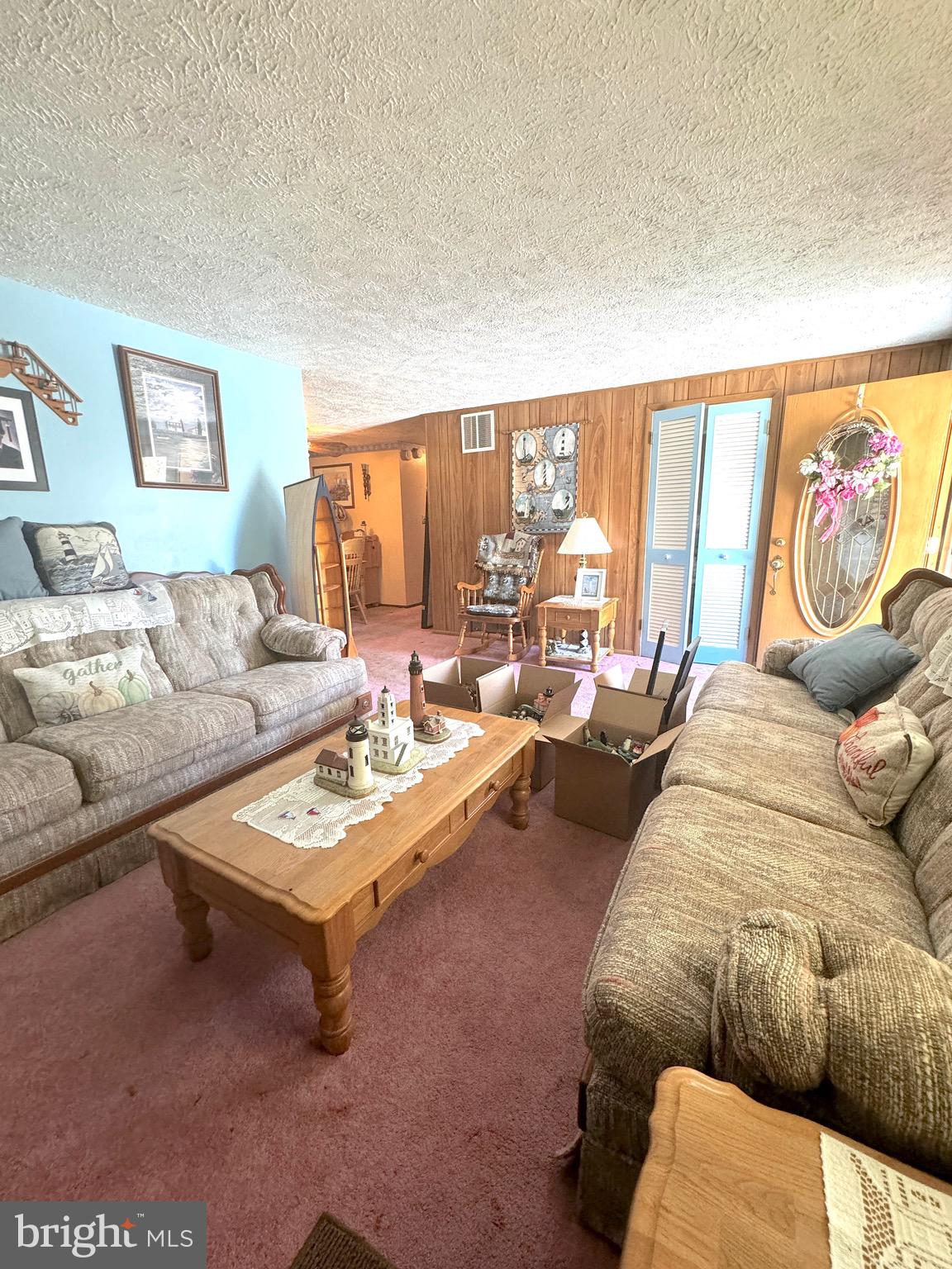 MEADOWBROOK - Residential