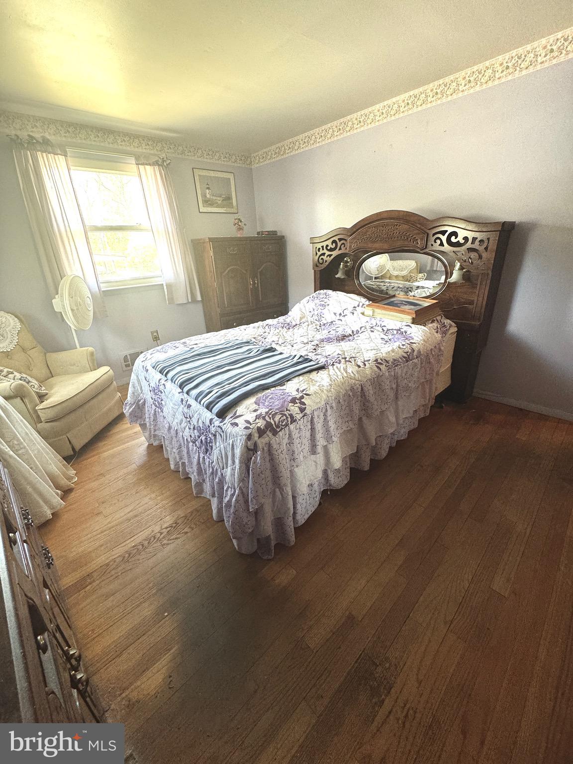 MEADOWBROOK - Residential