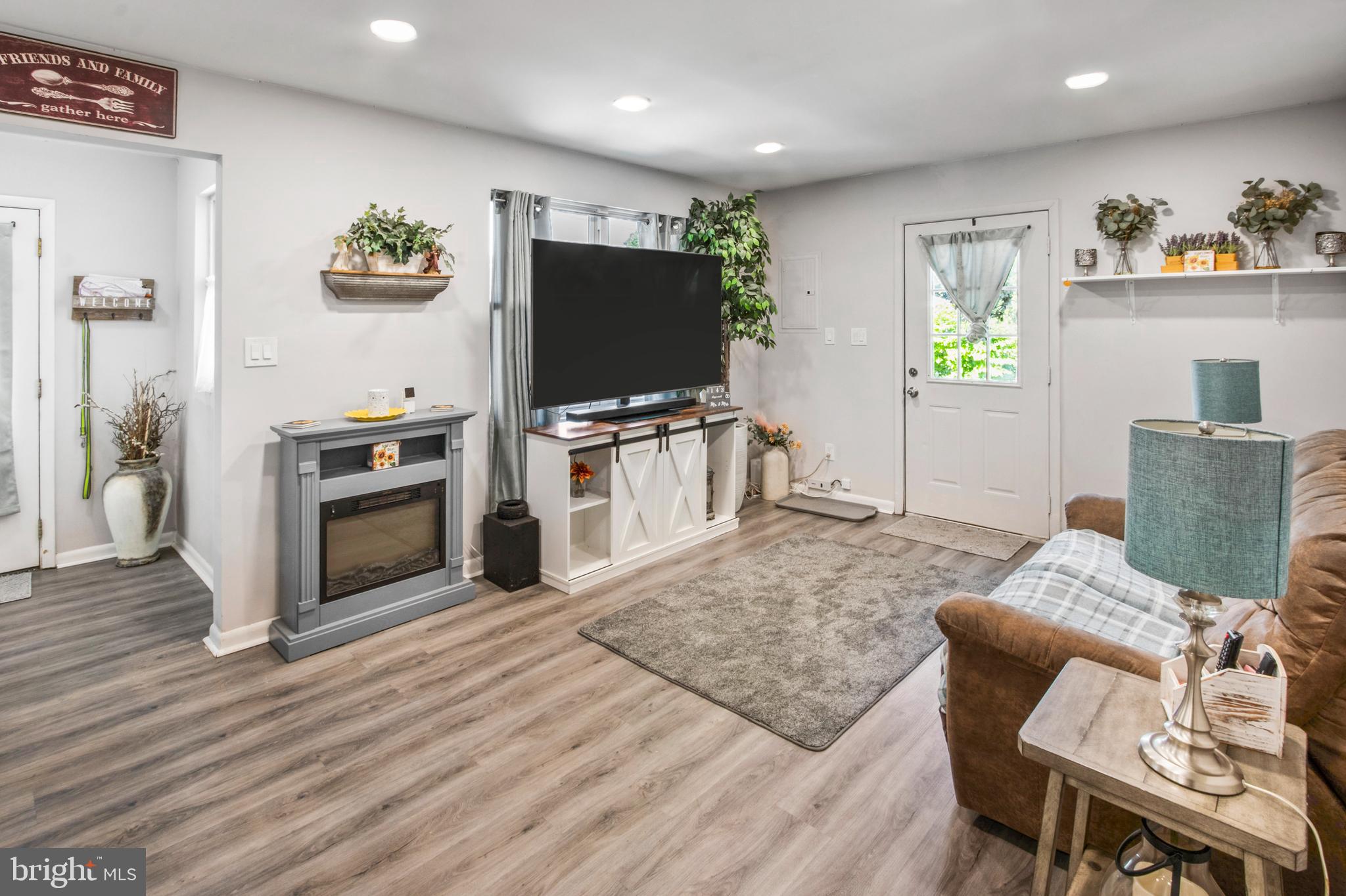 78 PACKARD AVENUE