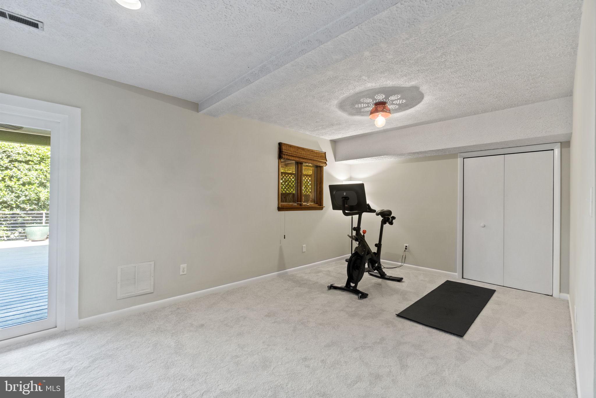 DUNLOP HILLS - Residential