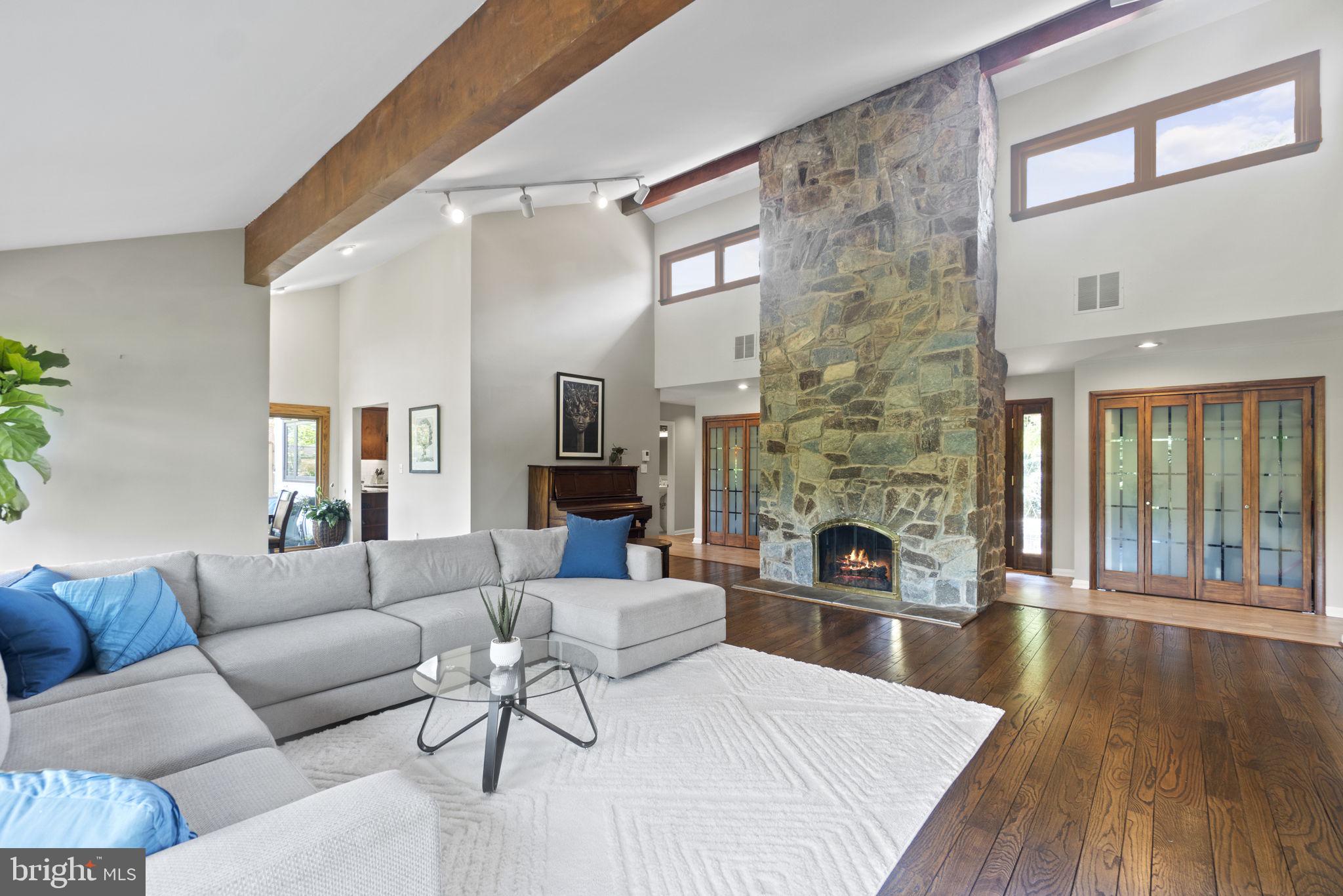 DUNLOP HILLS - Residential