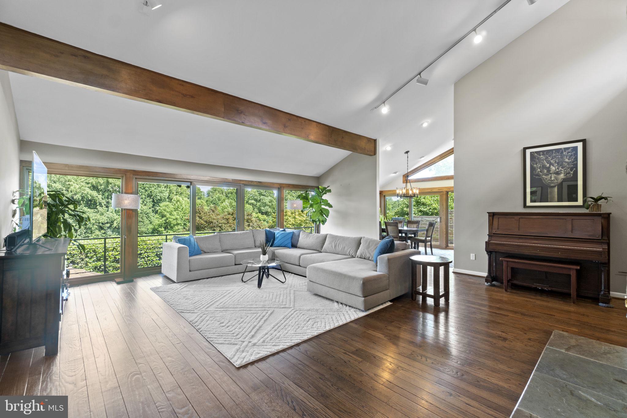 DUNLOP HILLS - Residential