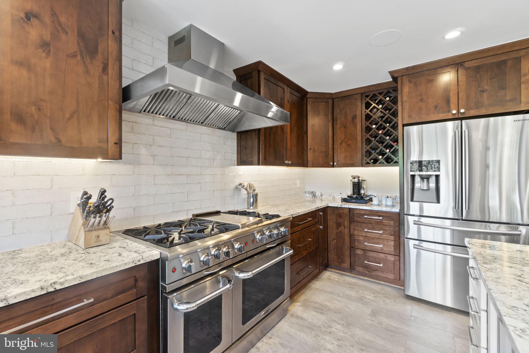 DUNLOP HILLS - Residential