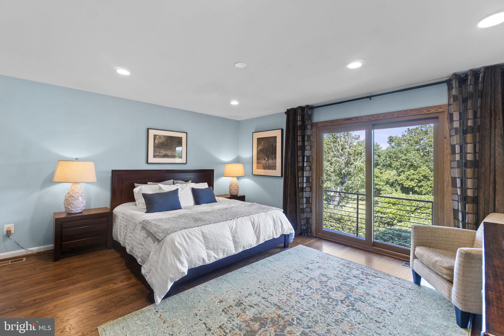 DUNLOP HILLS - Residential