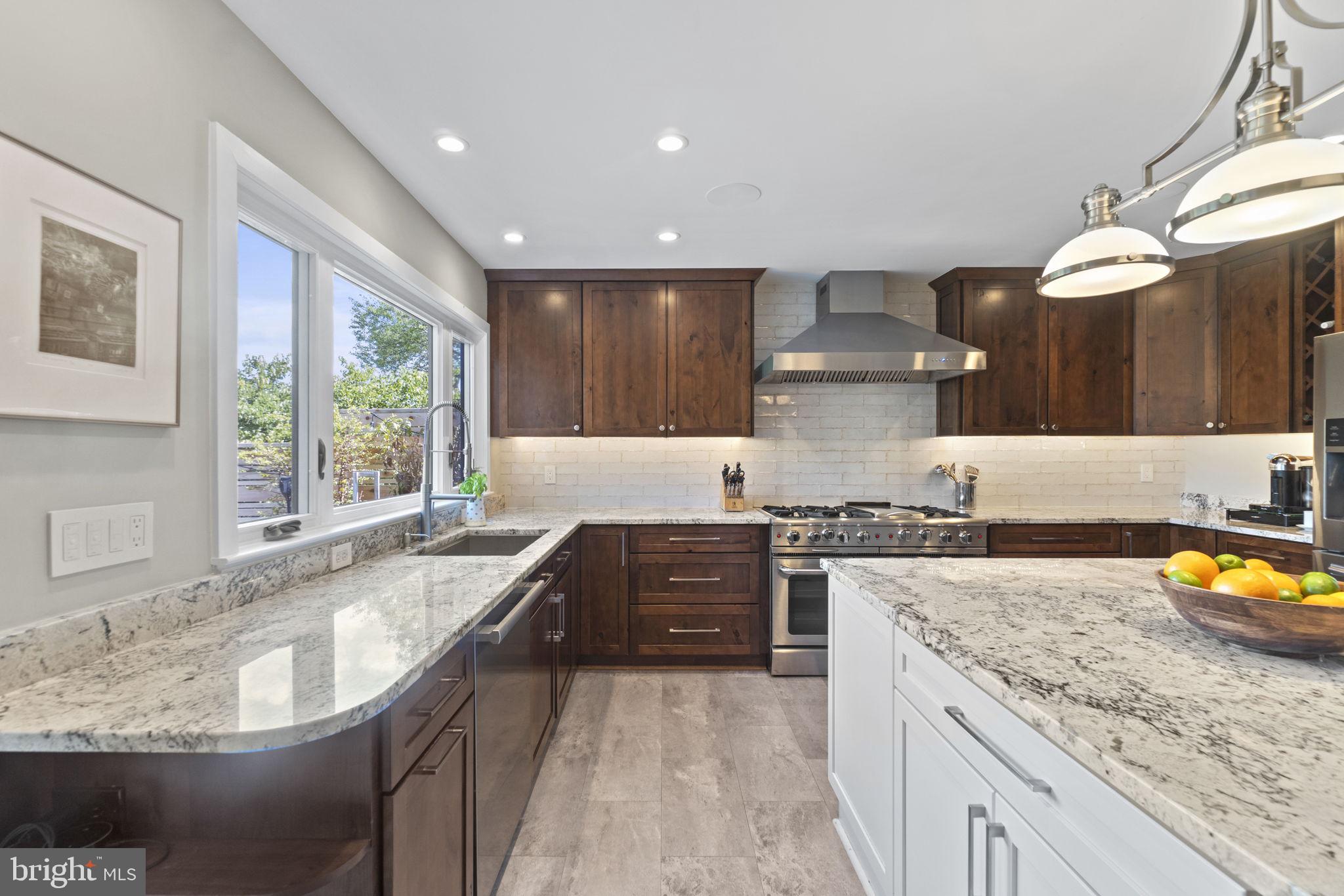 DUNLOP HILLS - Residential