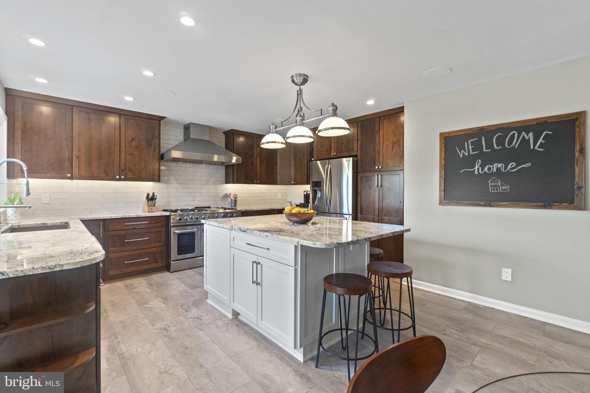 DUNLOP HILLS - Residential