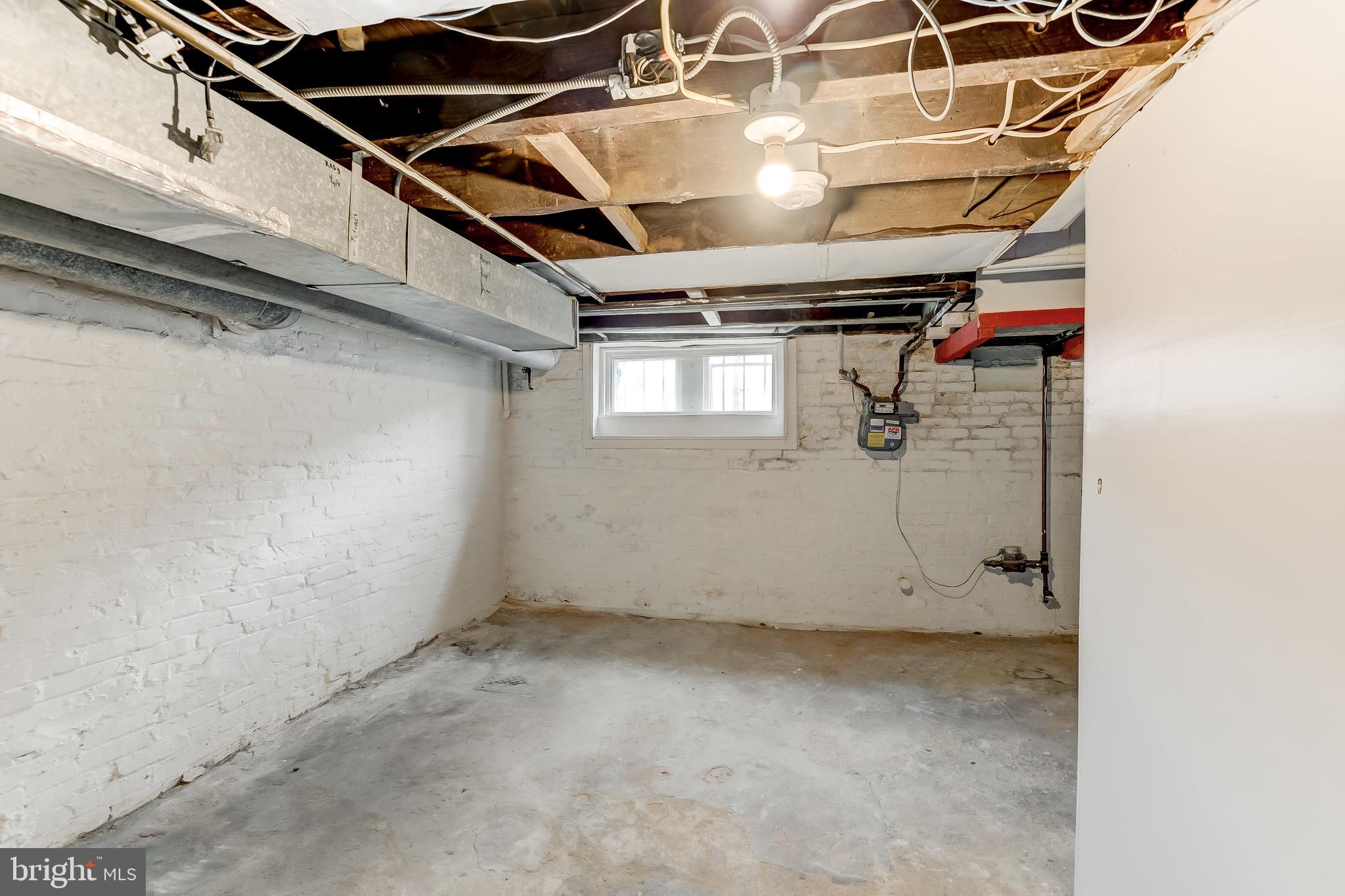 BALTIMORE HIGHLANDS - Residential