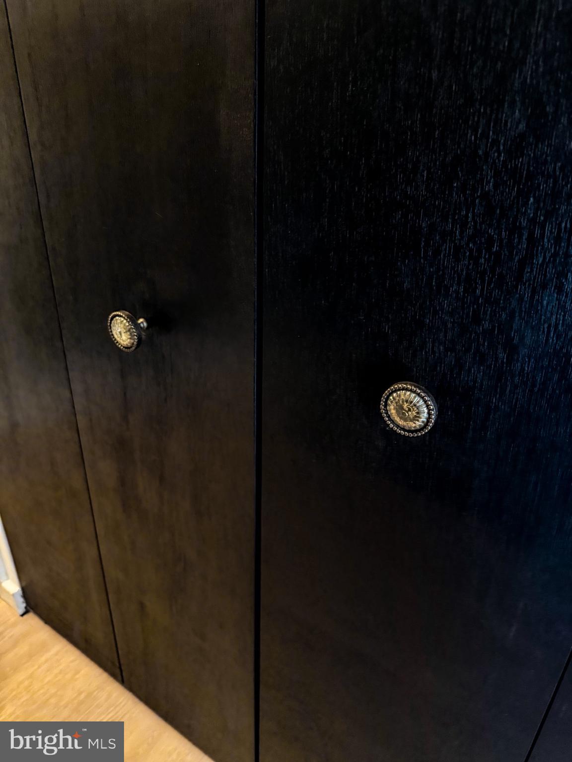 THE 1401 - Residential