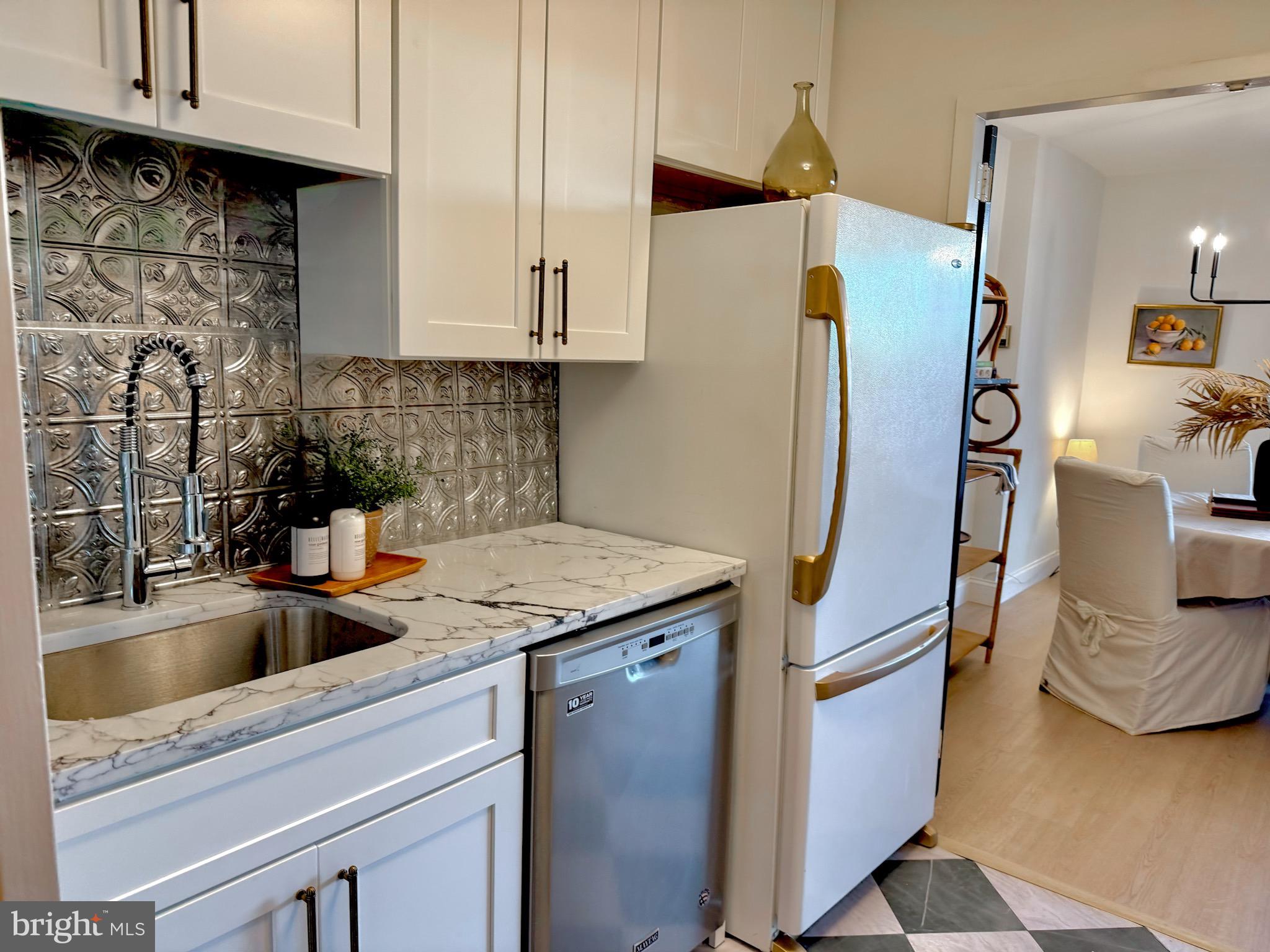 THE 1401 - Residential