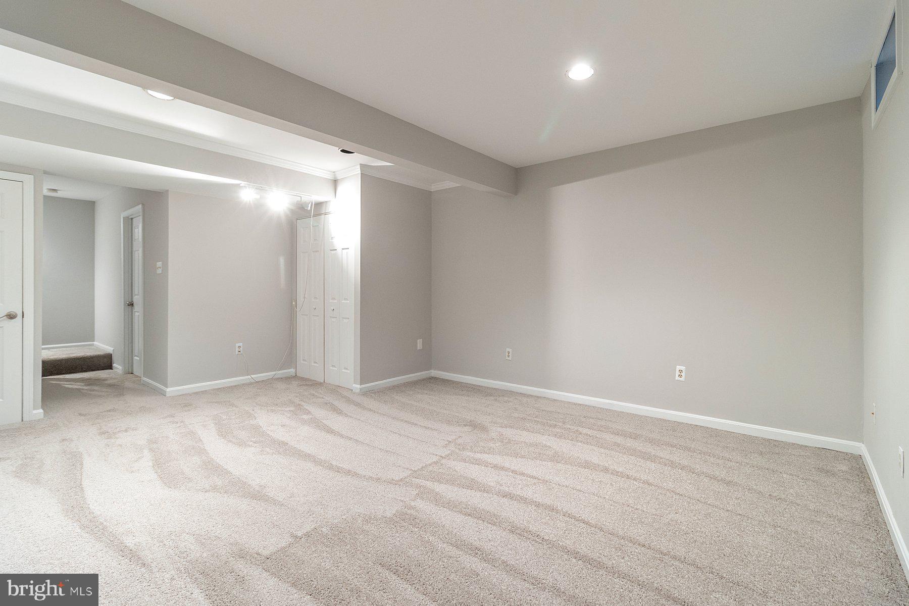 GARRISON RIDGE - Residential