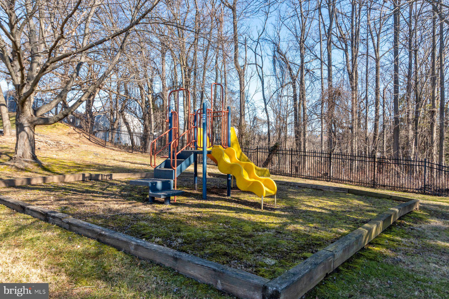 GARRISON RIDGE - Residential