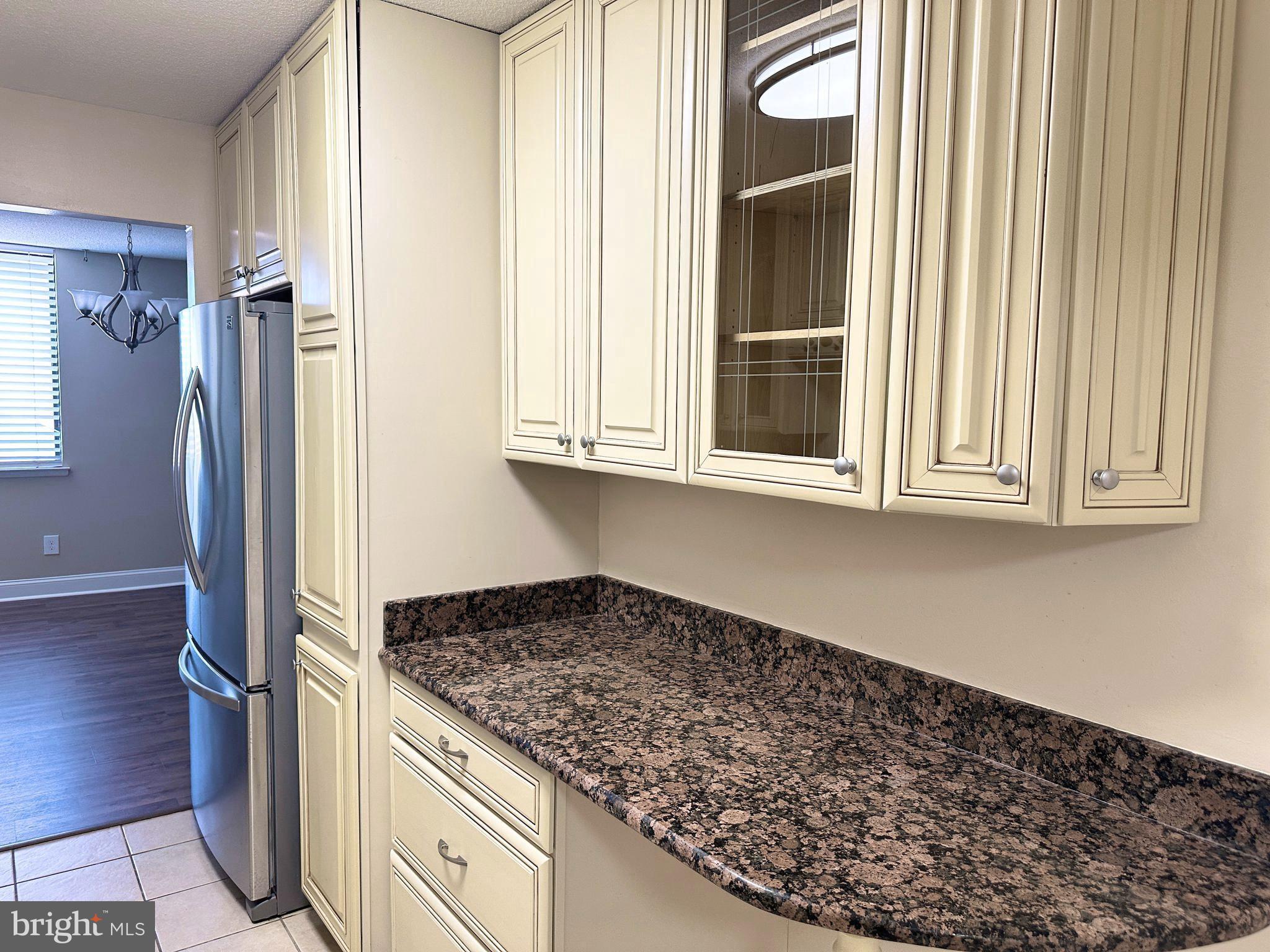 AMERICANA CENTRE - Residential Lease