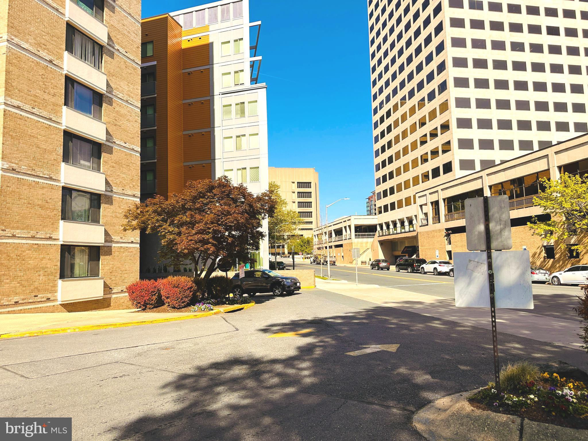 4 MONROE STREET 407