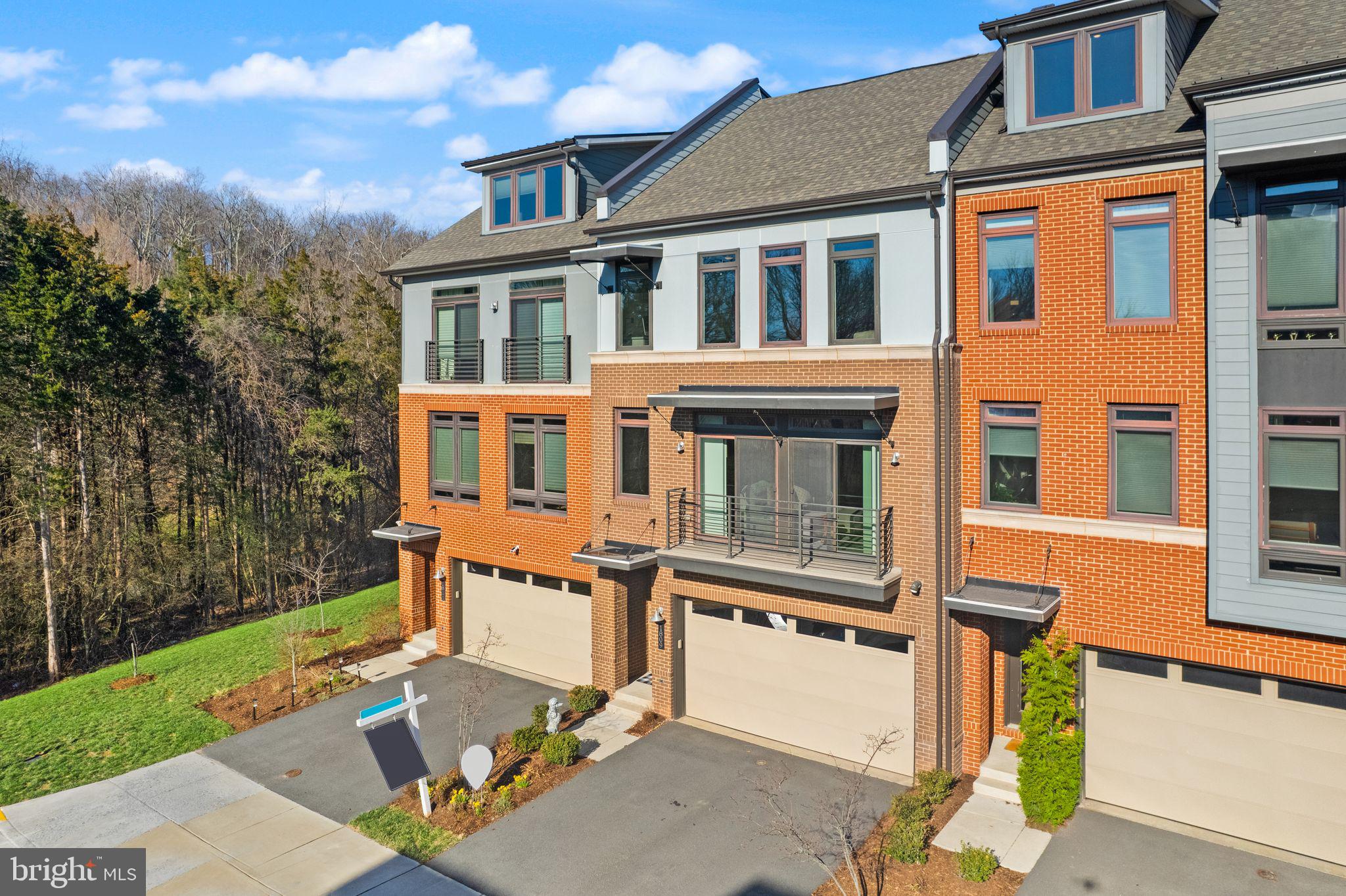 VILLAGE AT LEESBURG - Residential