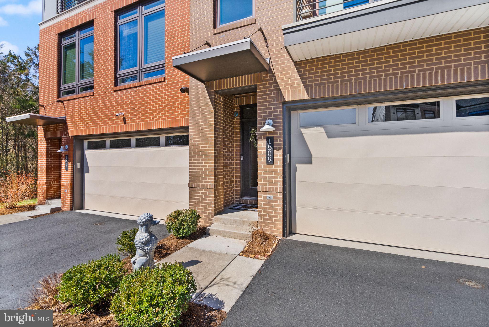 VILLAGE AT LEESBURG - Residential