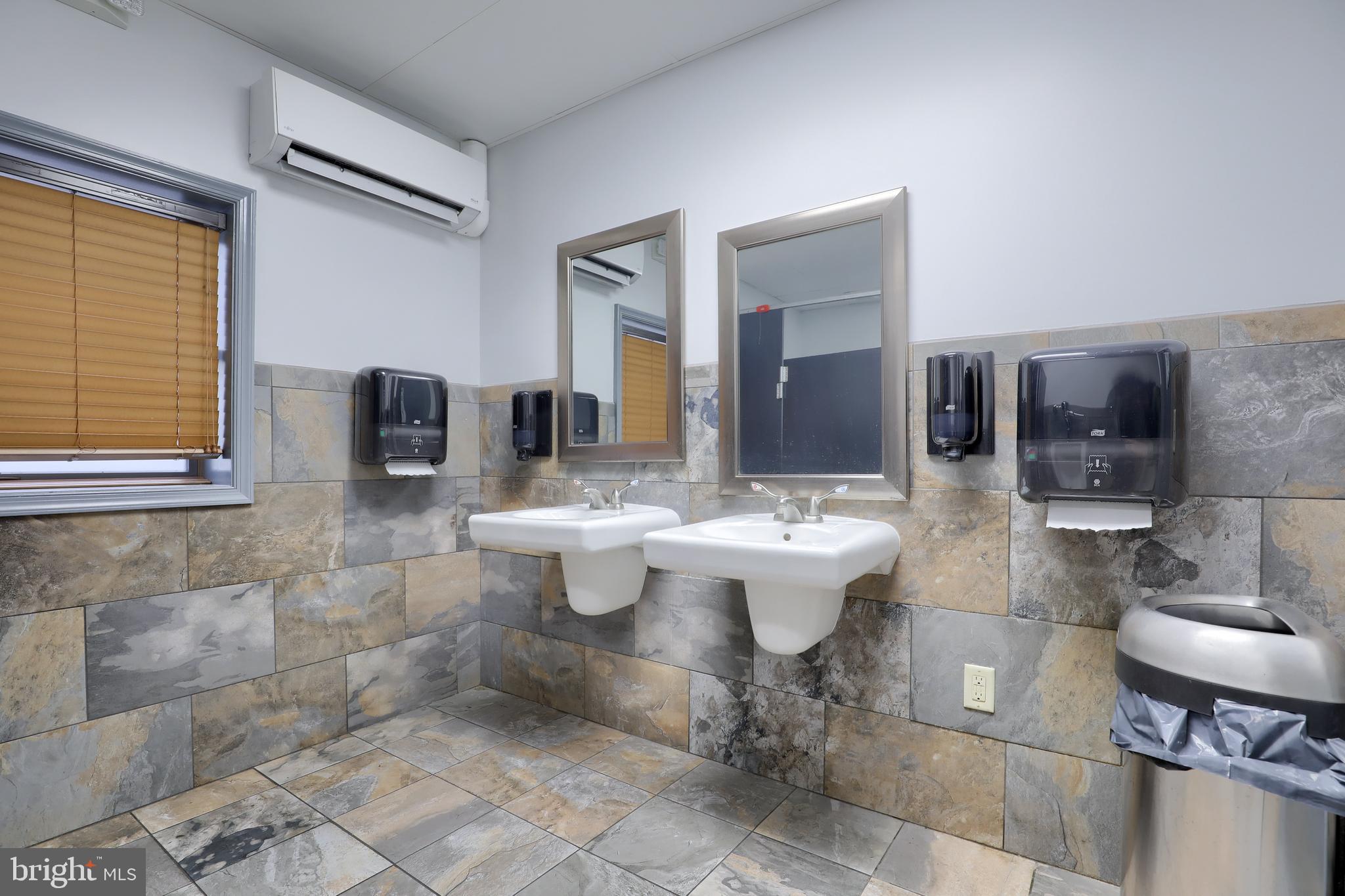 PENN TWP - Commercial Sale