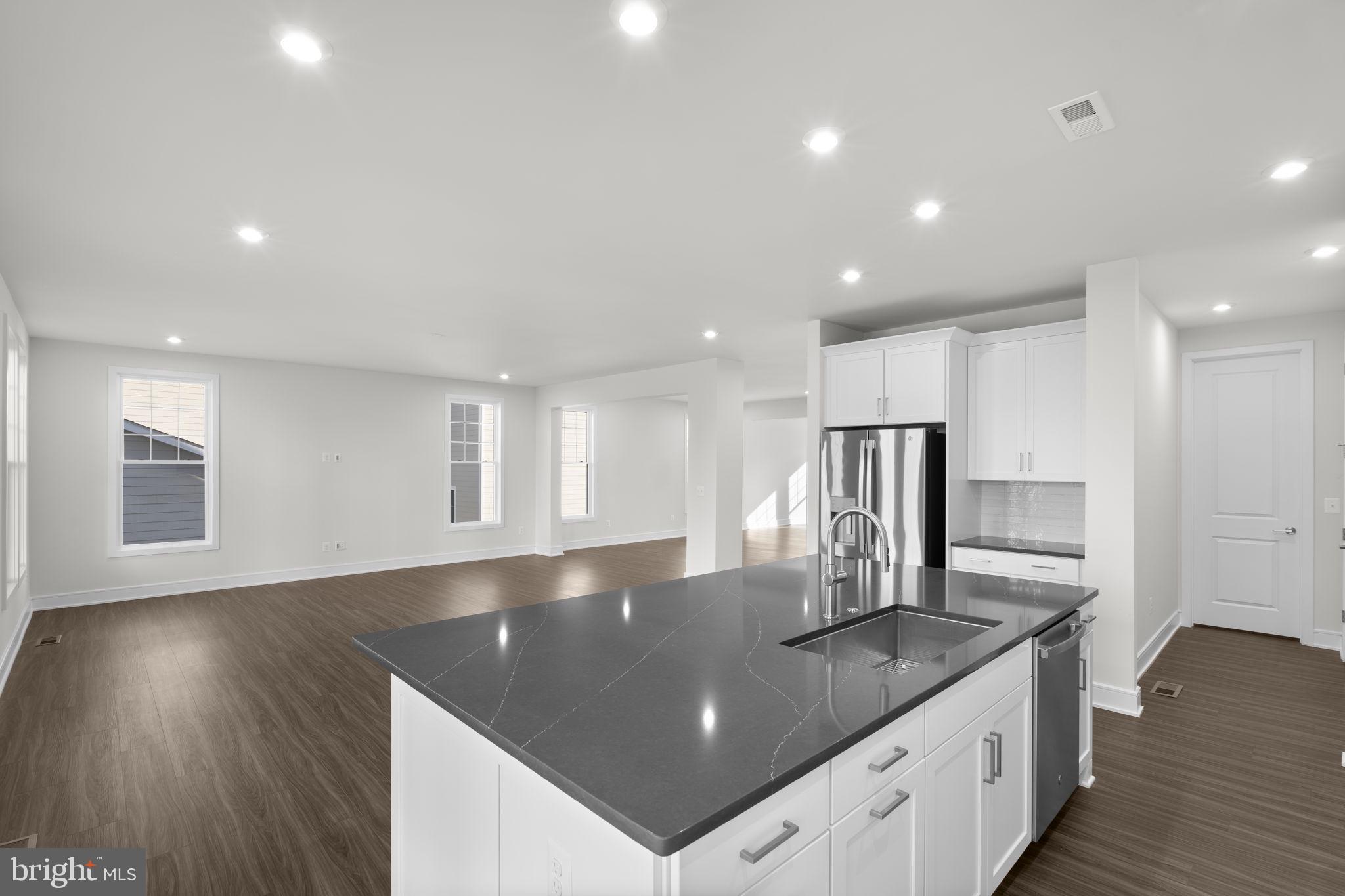 HERITAGE AT MARSHALL - Residential