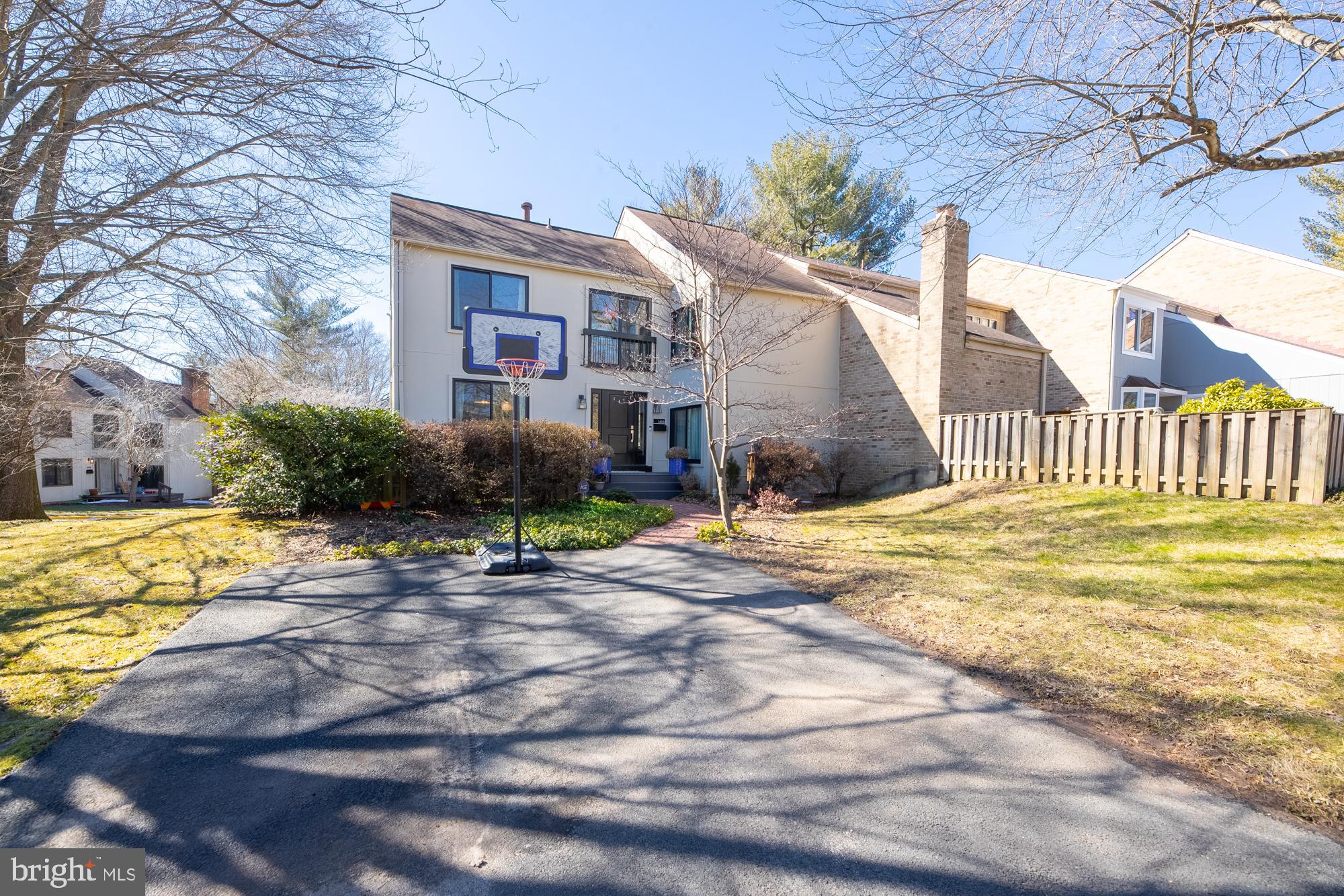 HUNT CLUB - Residential