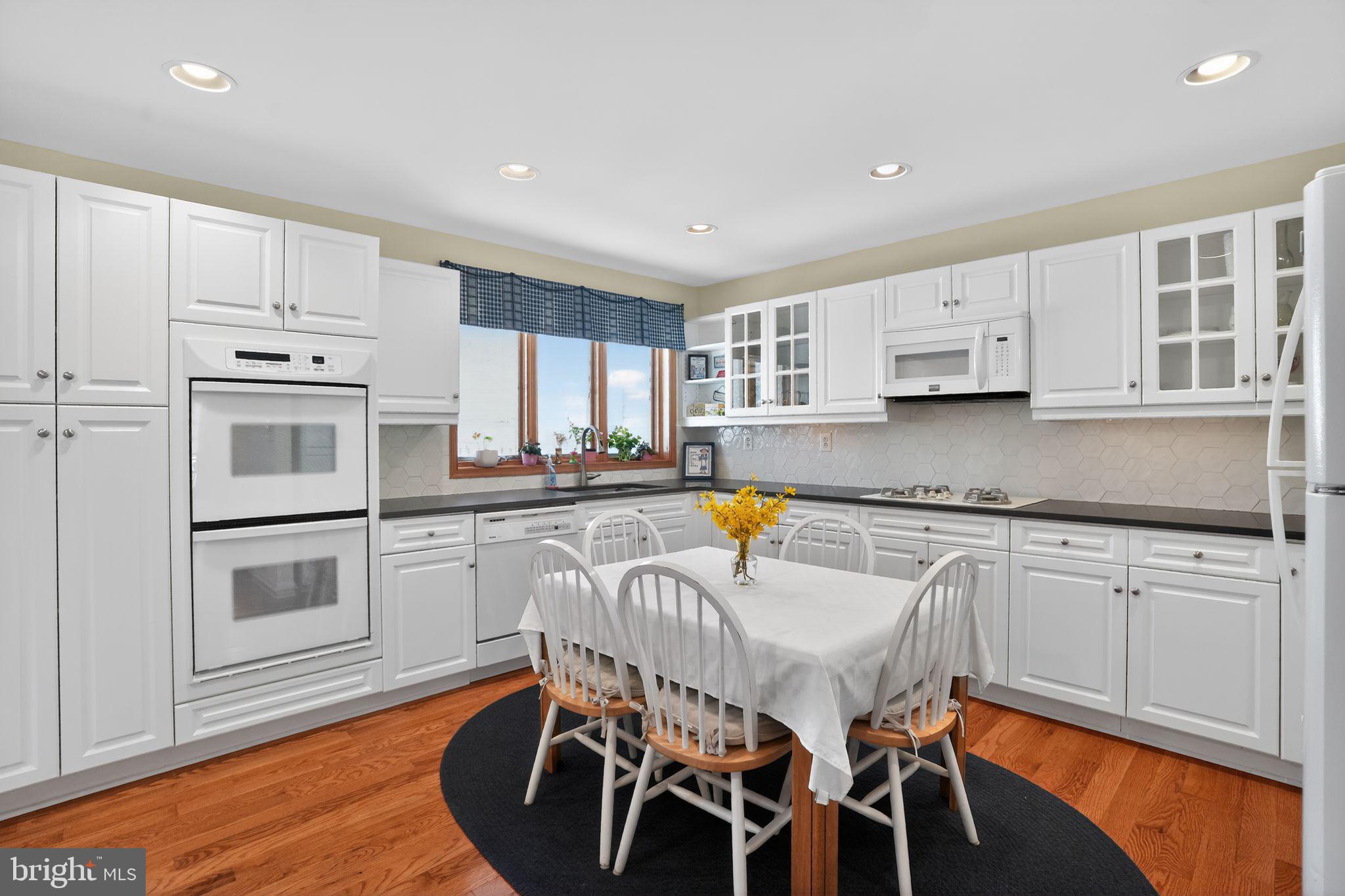 DUBLIN MDWS - Residential