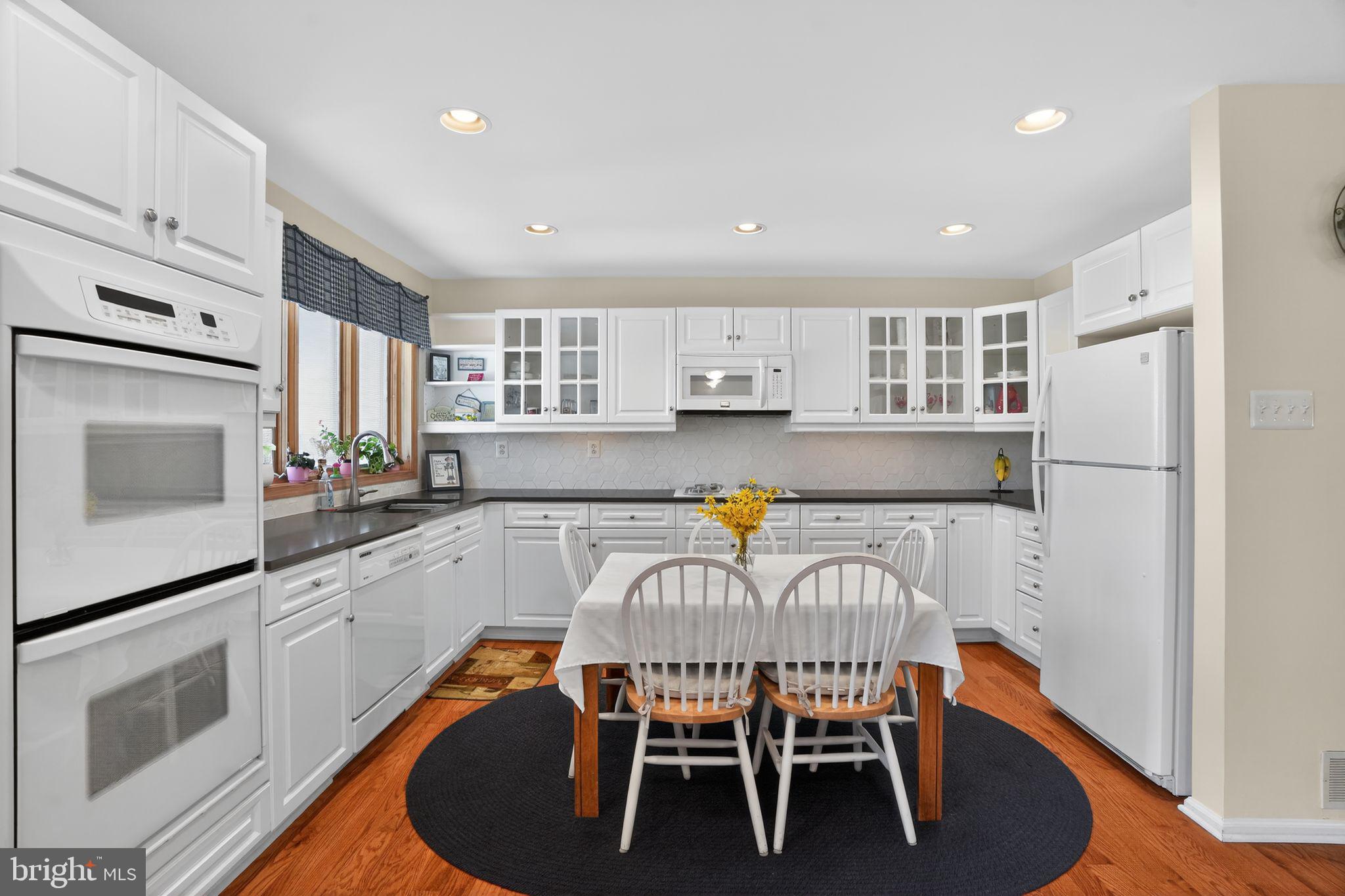 DUBLIN MDWS - Residential