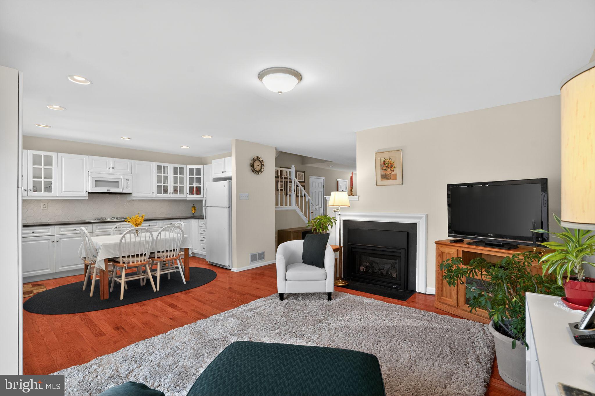 DUBLIN MDWS - Residential