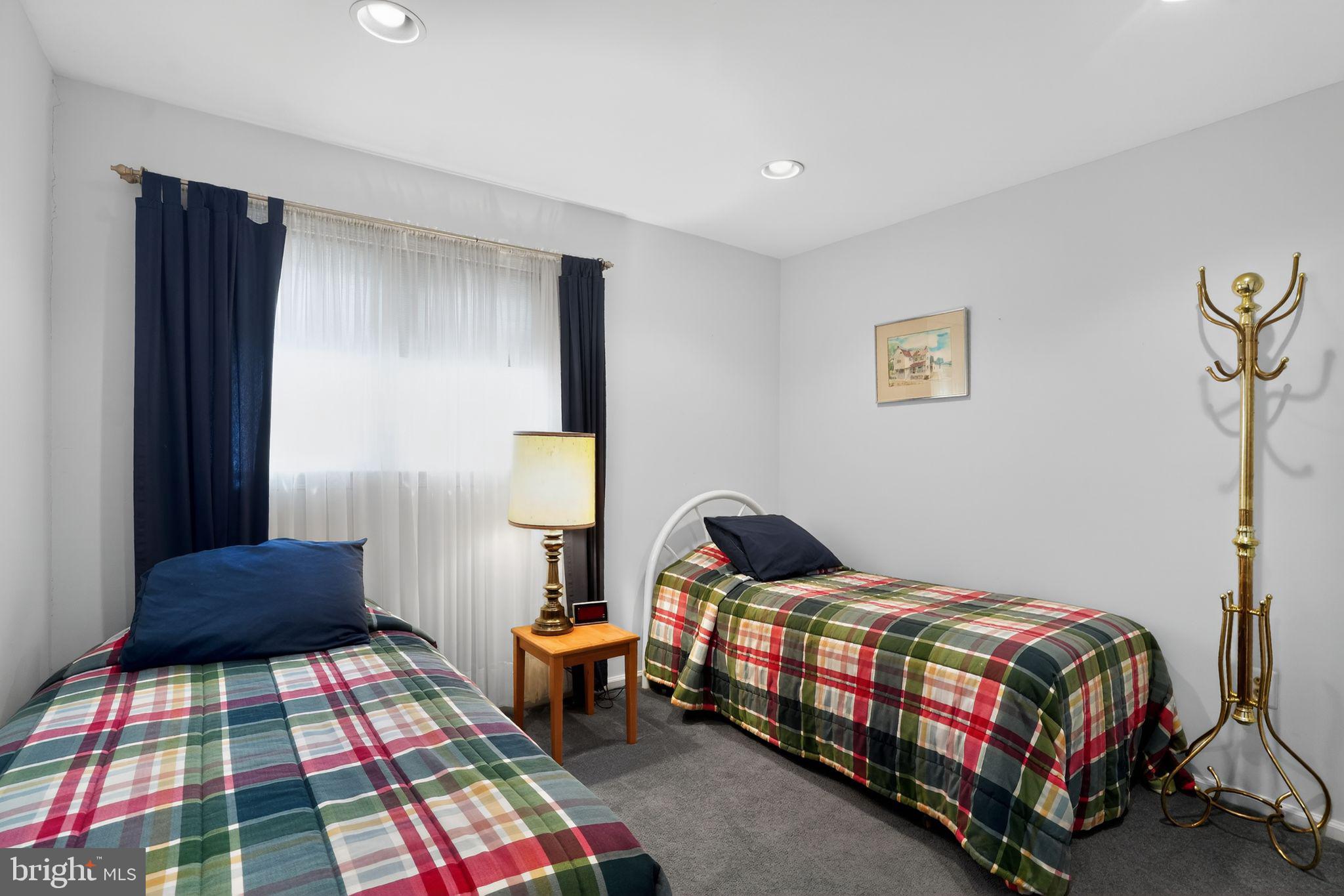 DUBLIN MDWS - Residential