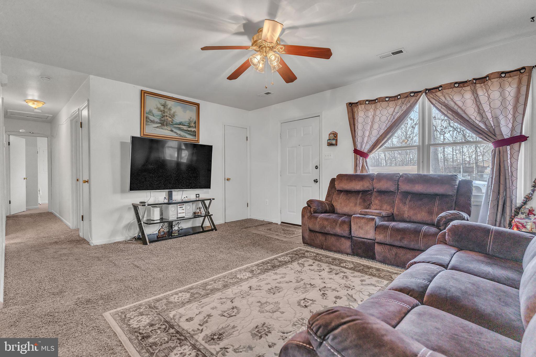 9 BREEZY HILL DRIVE