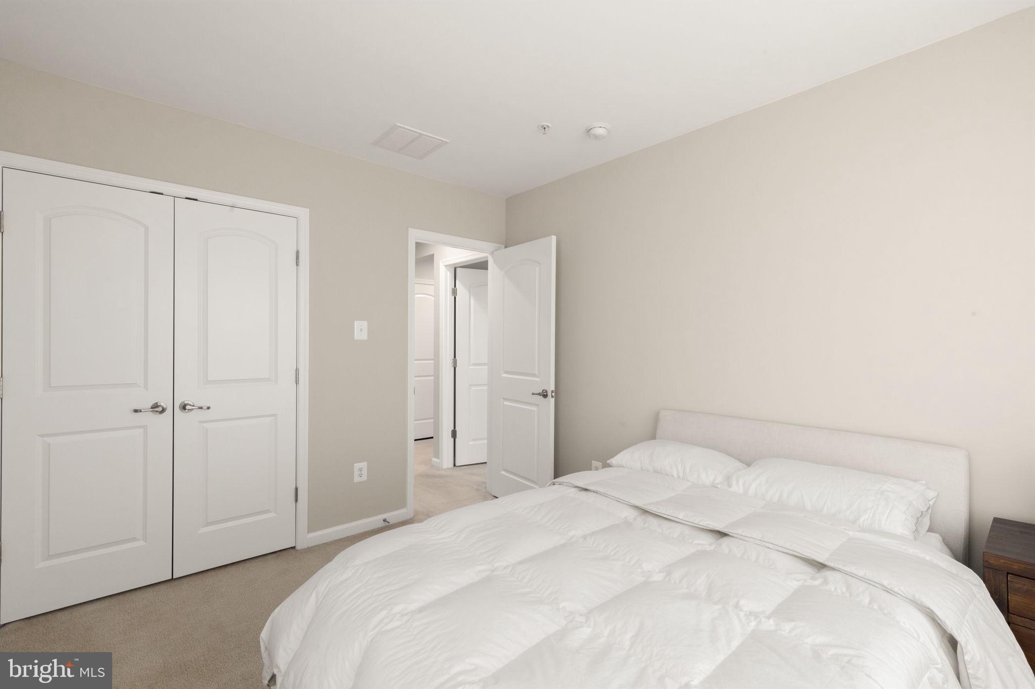 POINTE AT ARUNDEL PRESERVES - Residential