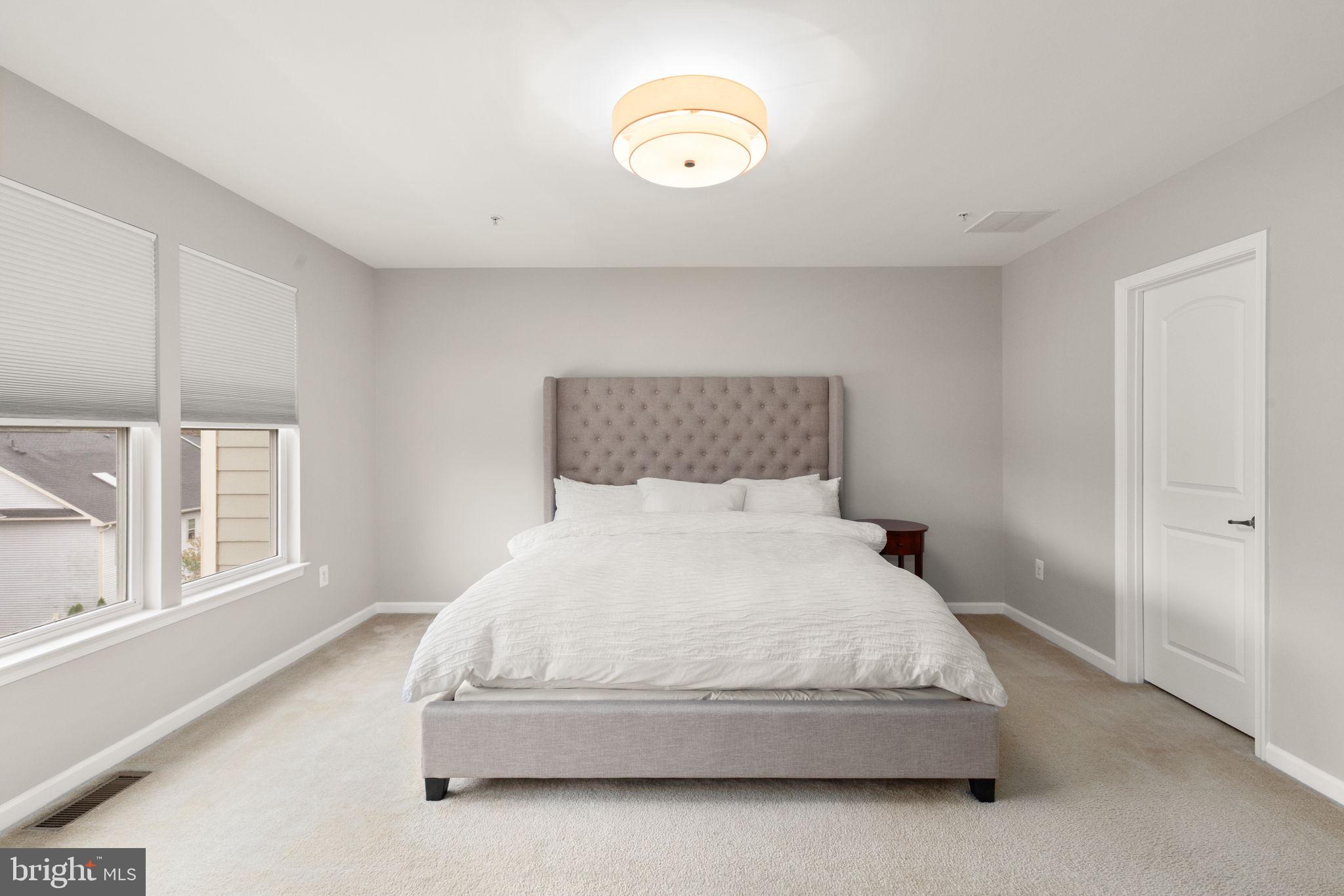 POINTE AT ARUNDEL PRESERVES - Residential