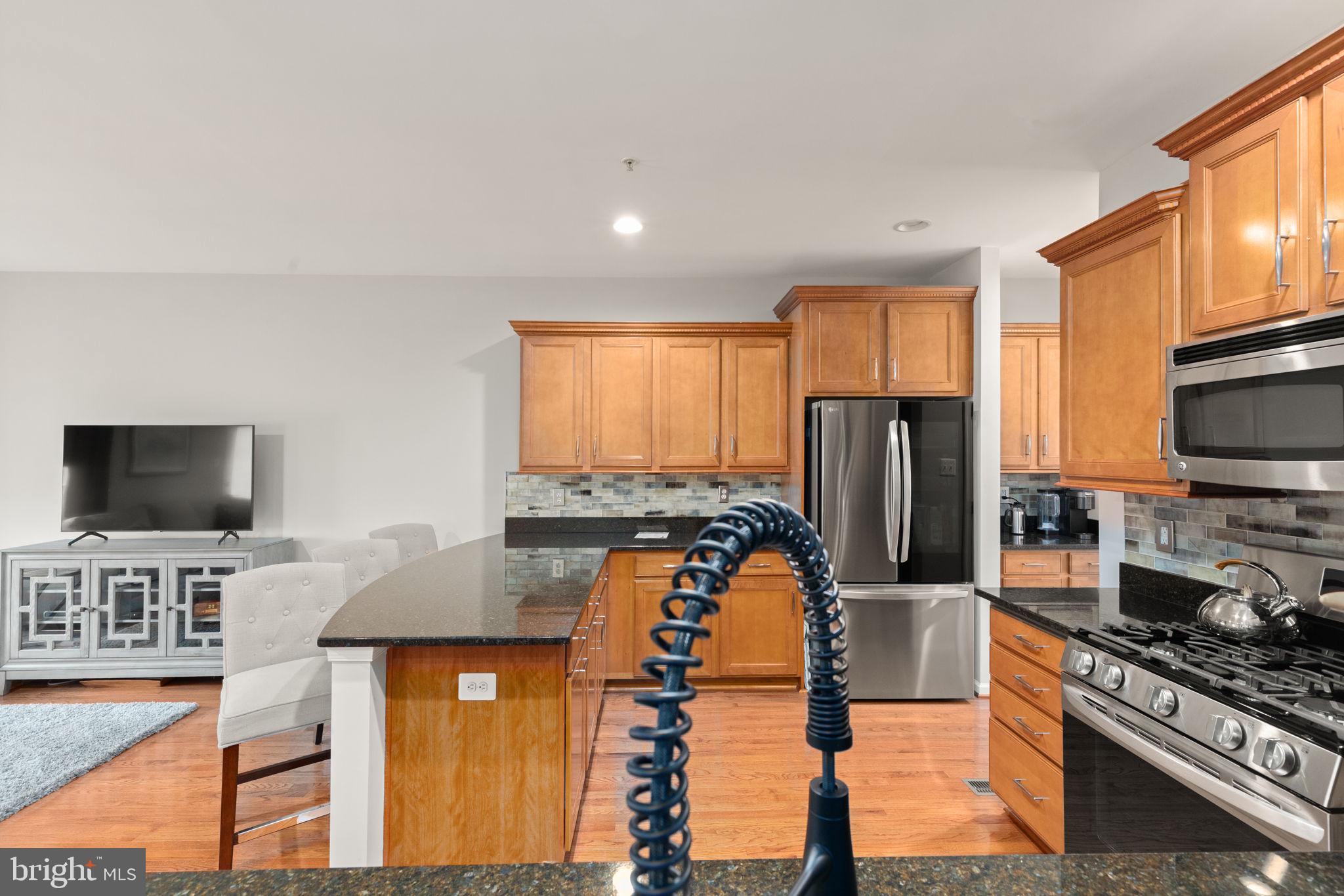 POINTE AT ARUNDEL PRESERVES - Residential