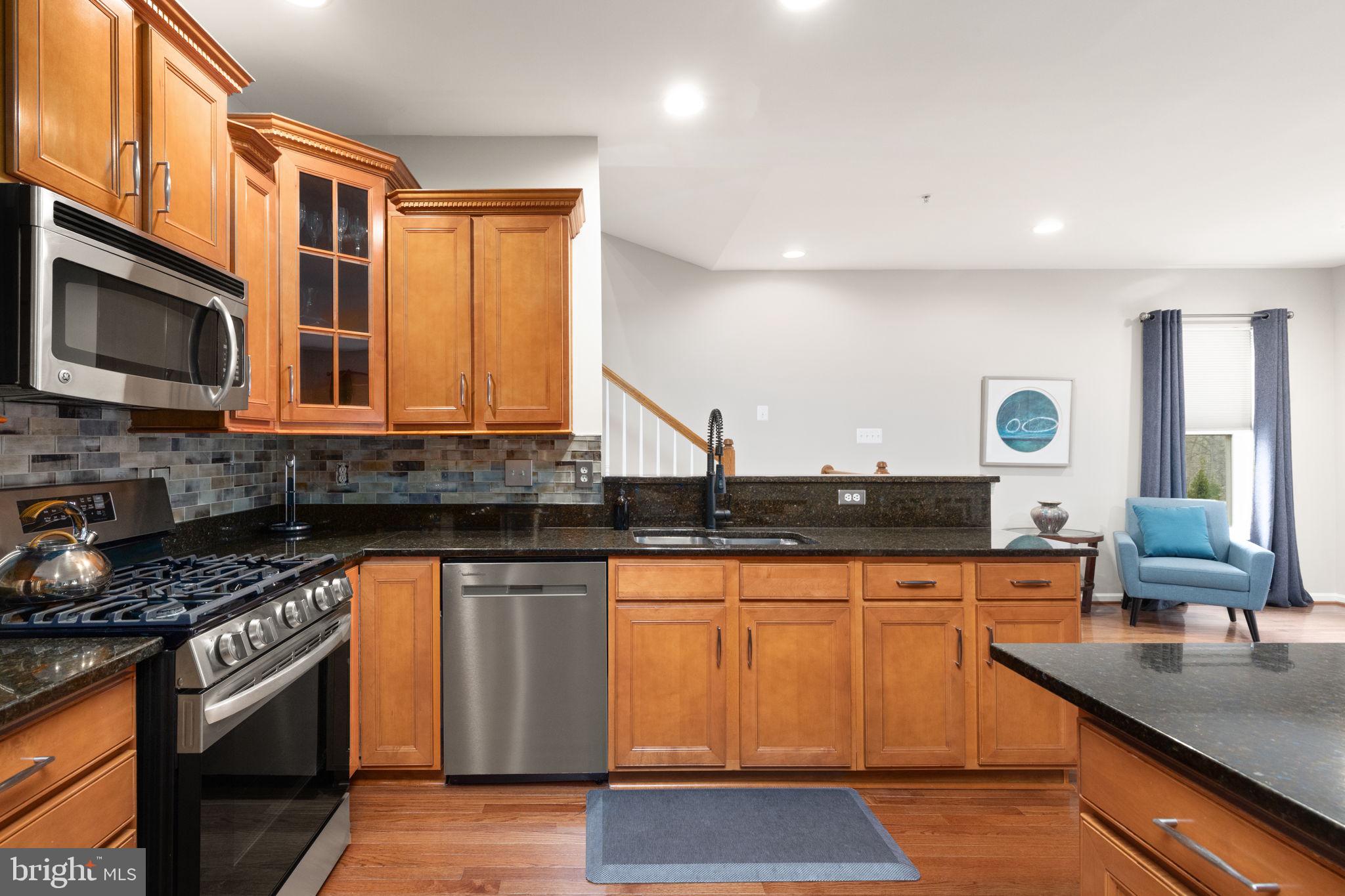 POINTE AT ARUNDEL PRESERVES - Residential