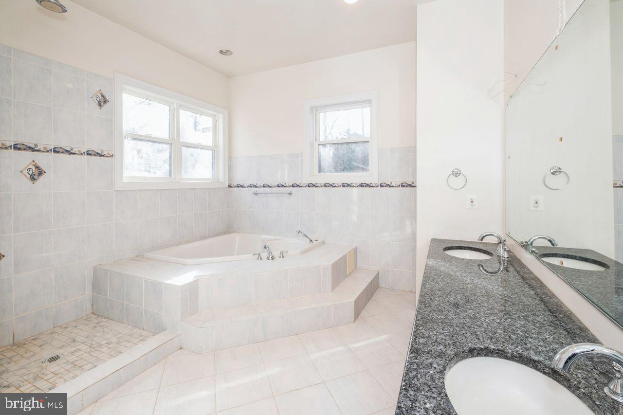 STATE HILL - Residential